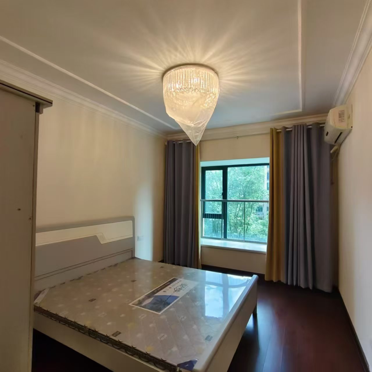 恒大绿洲 3室2厅2卫 1800.0元/月 恒大绿洲 3室2厅2卫 1800.0元/月室内图