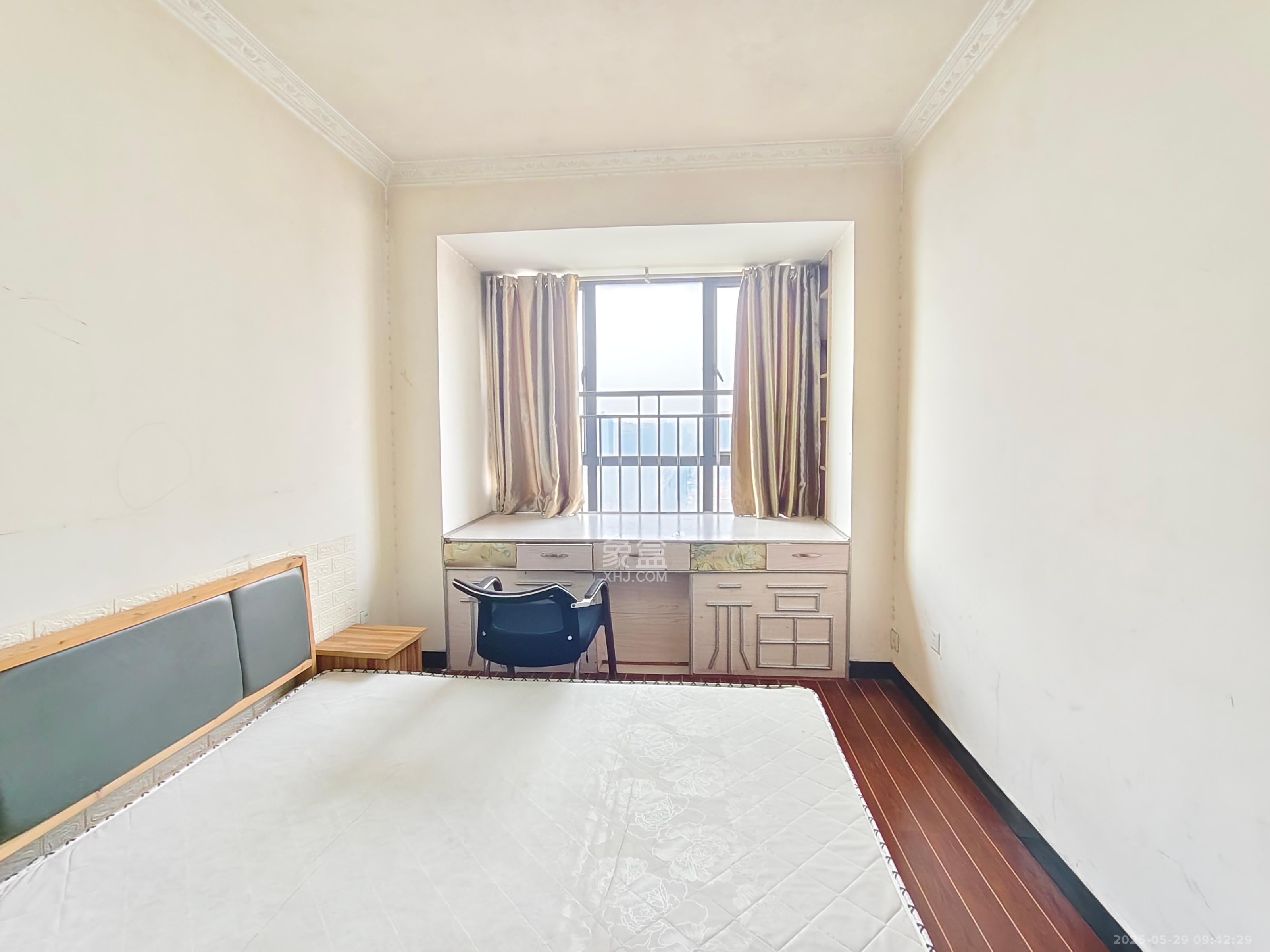 百纳广场(百纳公寓) 1室1厅1卫 1900.0元/月 百纳广场(百纳公寓) 1室1厅1卫 1900.0元/月室内图