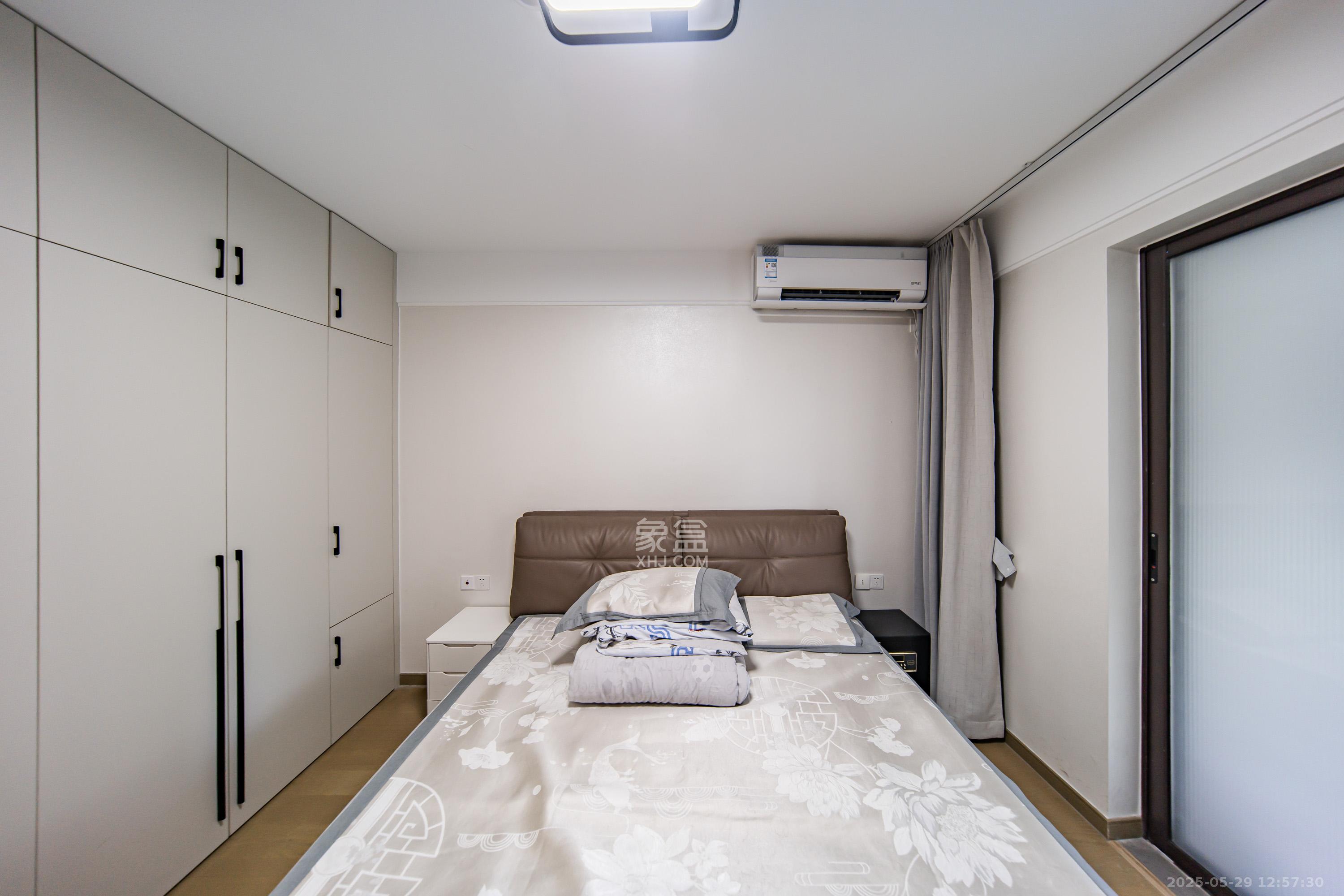 城发恒伟星雅韵(恒伟星辉苑)  4室2厅2卫    202.0万 城发恒伟星雅韵(恒伟星辉苑)  4室2厅2卫    202.0万卧室