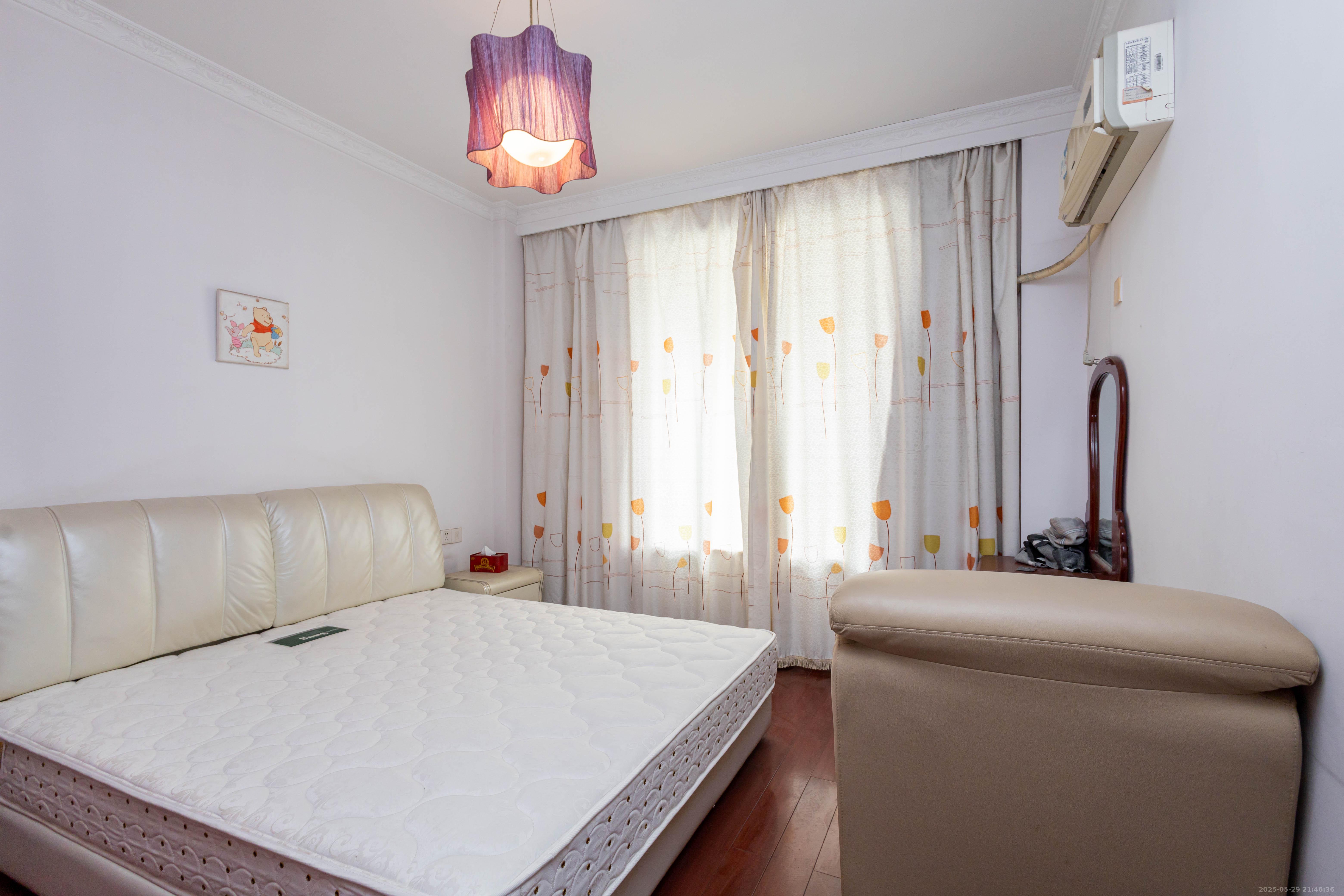 星城国际 2室2厅1卫 39.8万 星城国际 2室2厅1卫 39.8万卧室