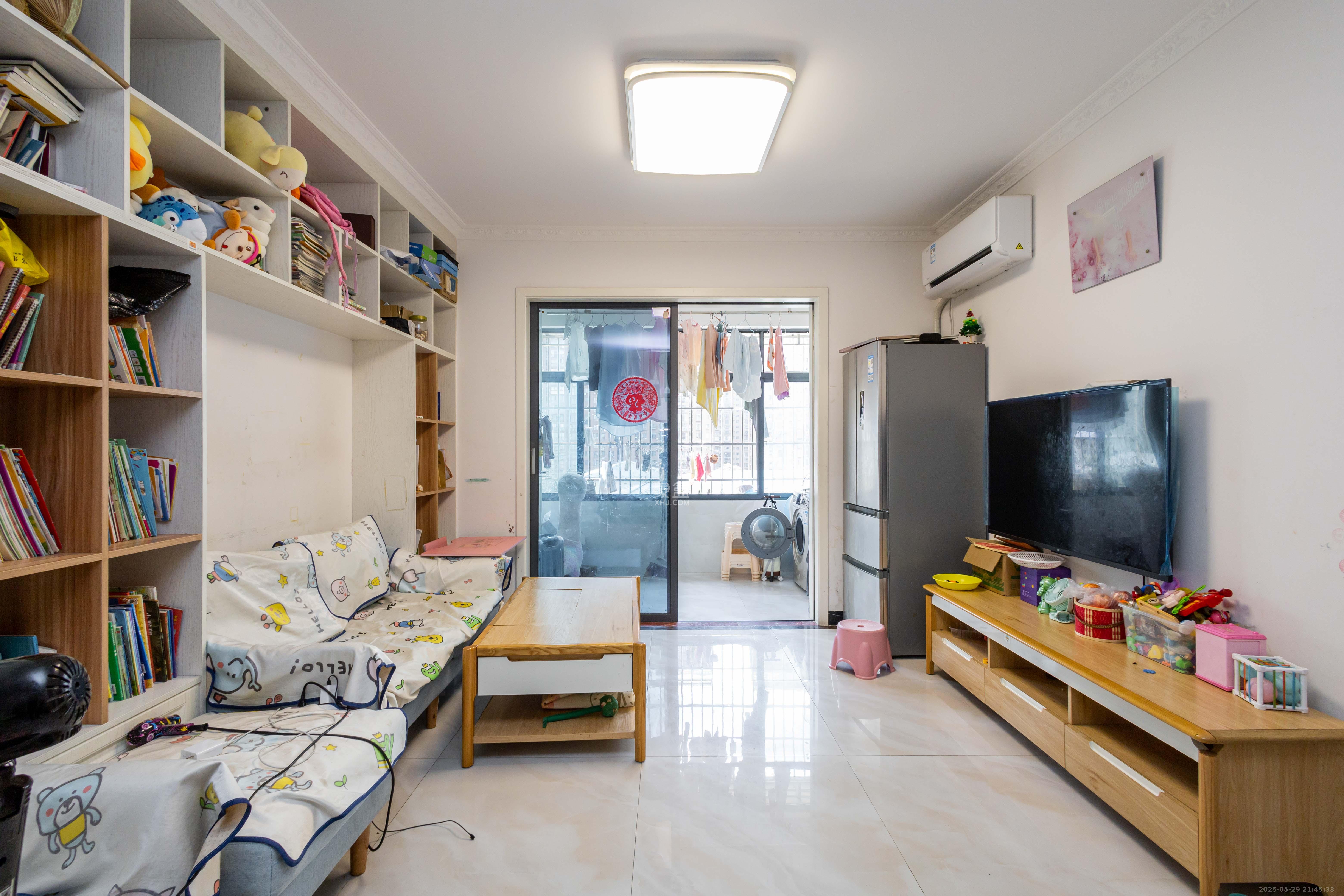 中国铁建国际城二期  3室2厅1卫    48.0万 中国铁建国际城二期  3室2厅1卫    48.0万客厅