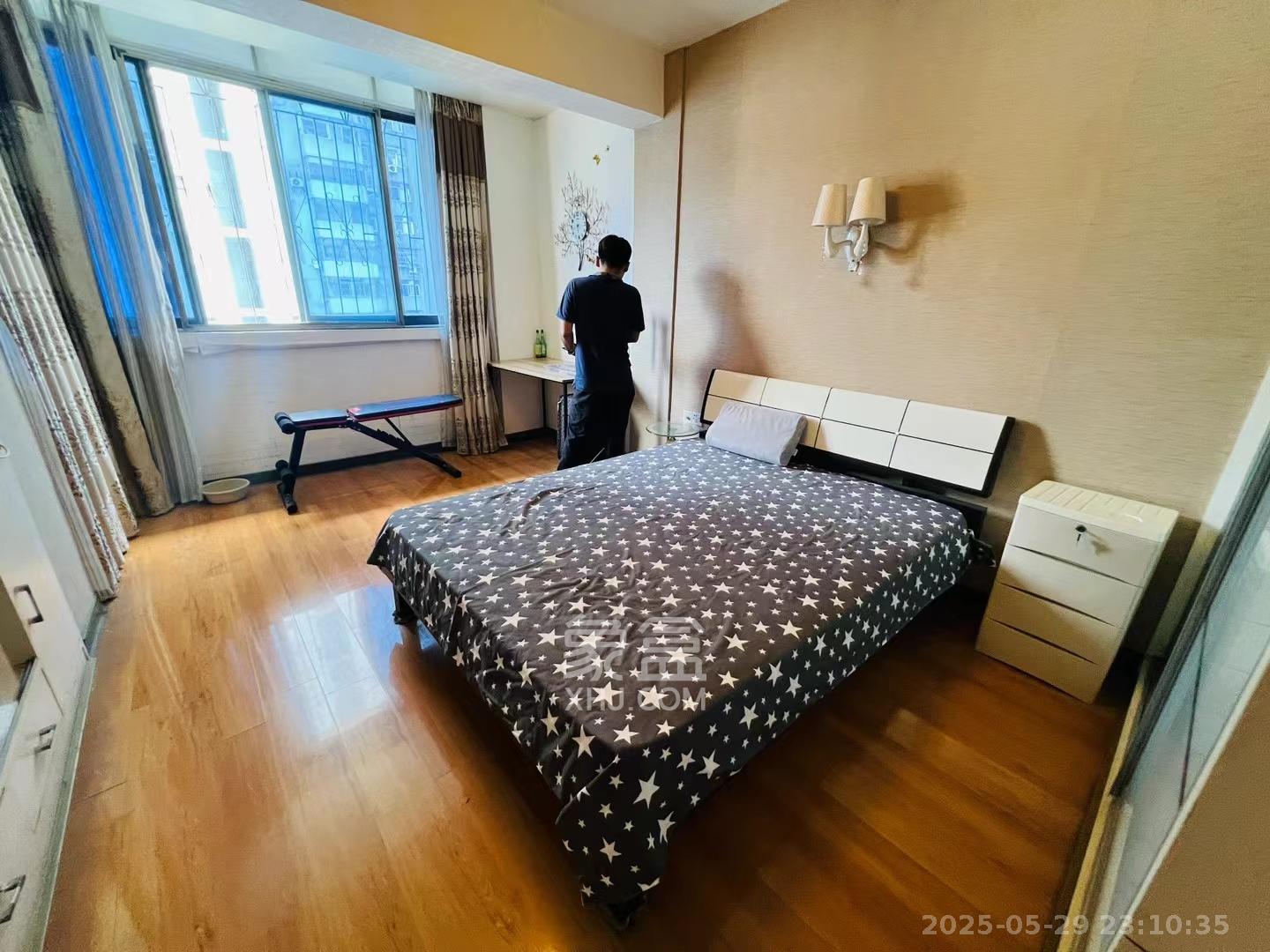 红旗社区  1室0厅1卫   800.00元/月室内图