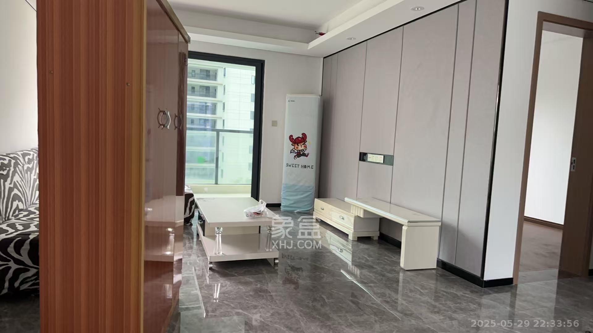 中国铁建湘语梅溪  5室2厅2卫   3200.00元/月