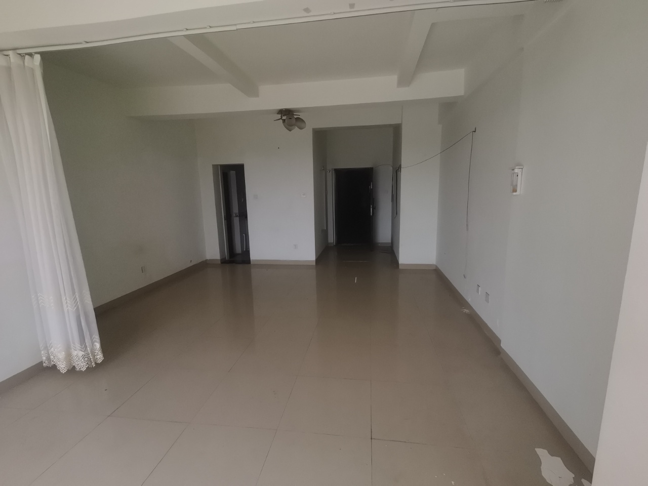 蓝天丽城 1室1厅1卫 1800.0元/月 蓝天丽城 1室1厅1卫 1800.0元/月室内图