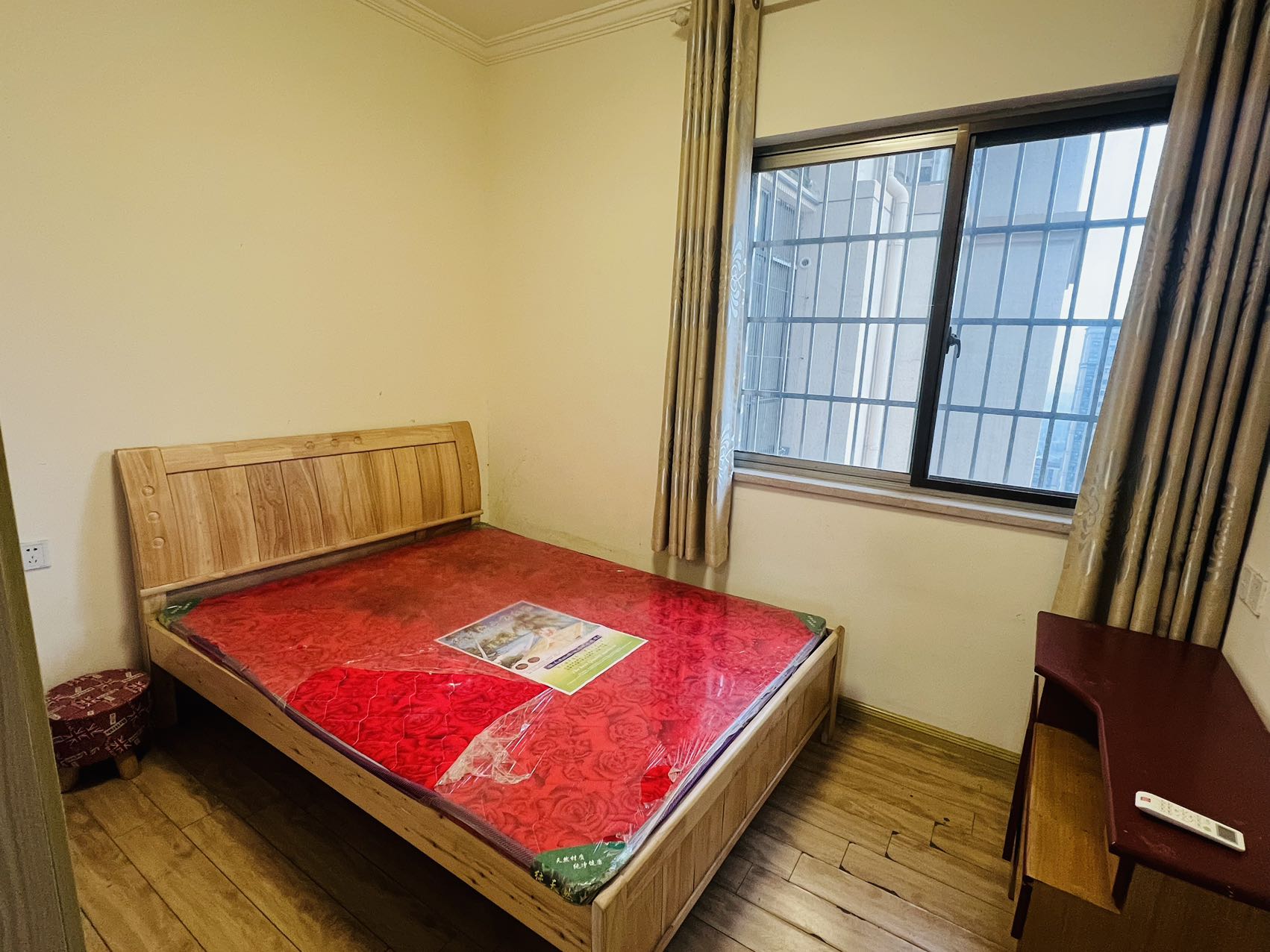 碧桂园 3室2厅2卫 1800.0元/月 碧桂园 3室2厅2卫 1800.0元/月室内图