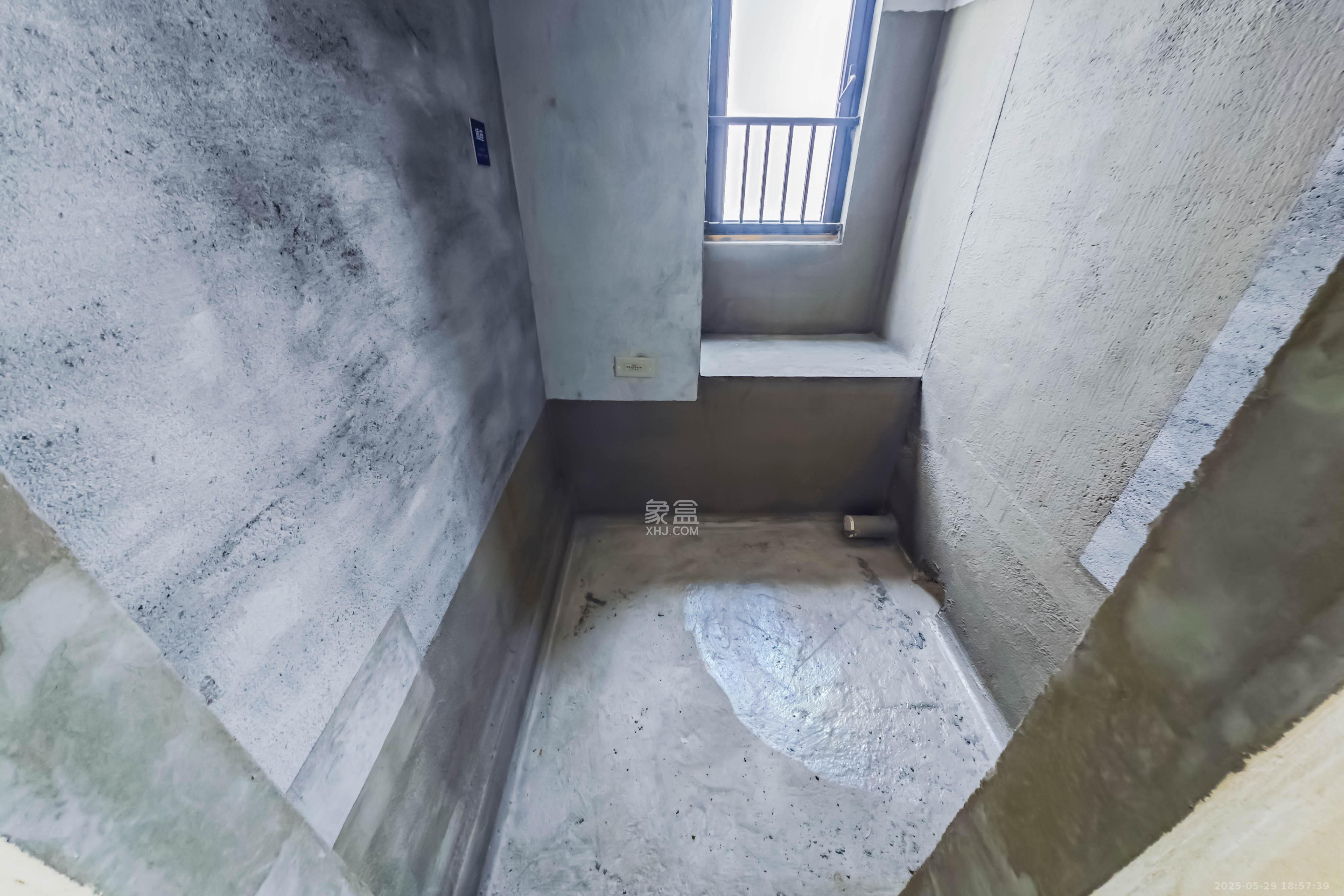 建发玖洲观澜  4室2厅2卫   200.00万其他