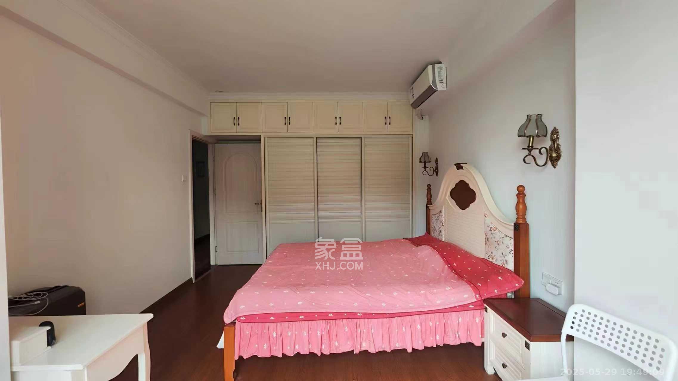 金地三千府(金地湖山樾、金地自在城) 3室2厅1卫 1500.0元/月 金地三千府(金地湖山樾、金地自在城) 3室2厅1卫 1500.0元/月室内图