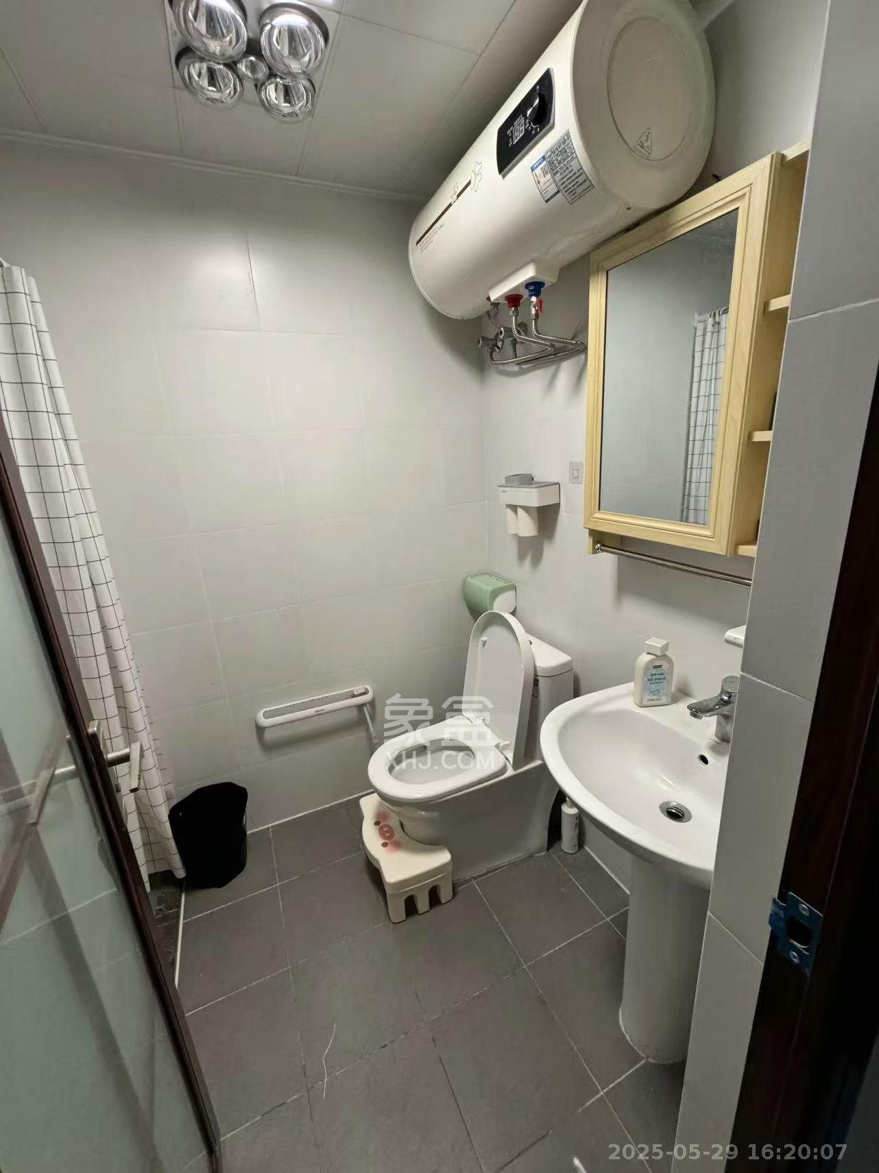 龙湖水晶郦城  1室0厅0卫   1600.00元/月室内图