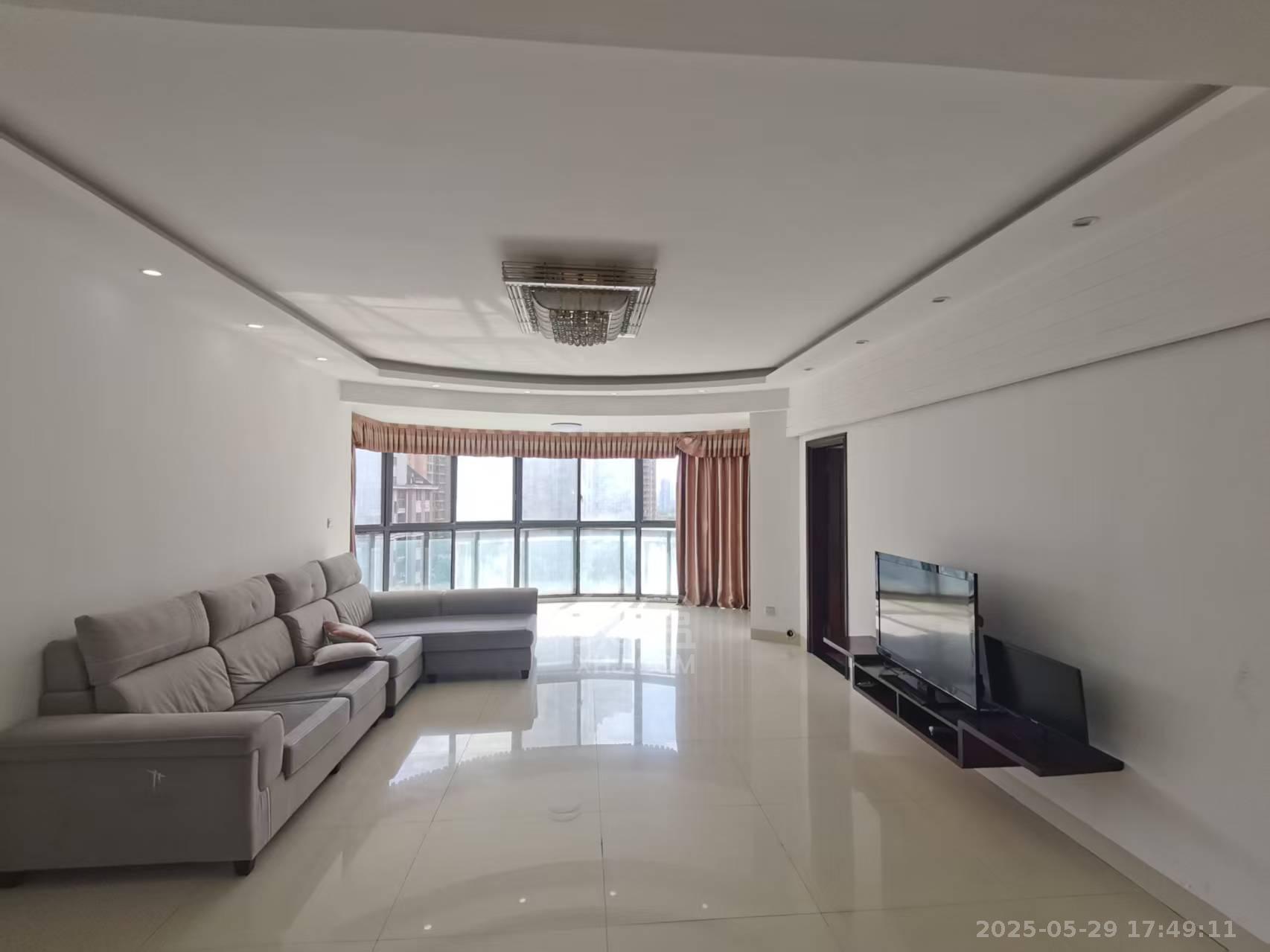 天泉一品 5室2厅3卫 2500.0元/月 天泉一品 5室2厅3卫 2500.0元/月户型图