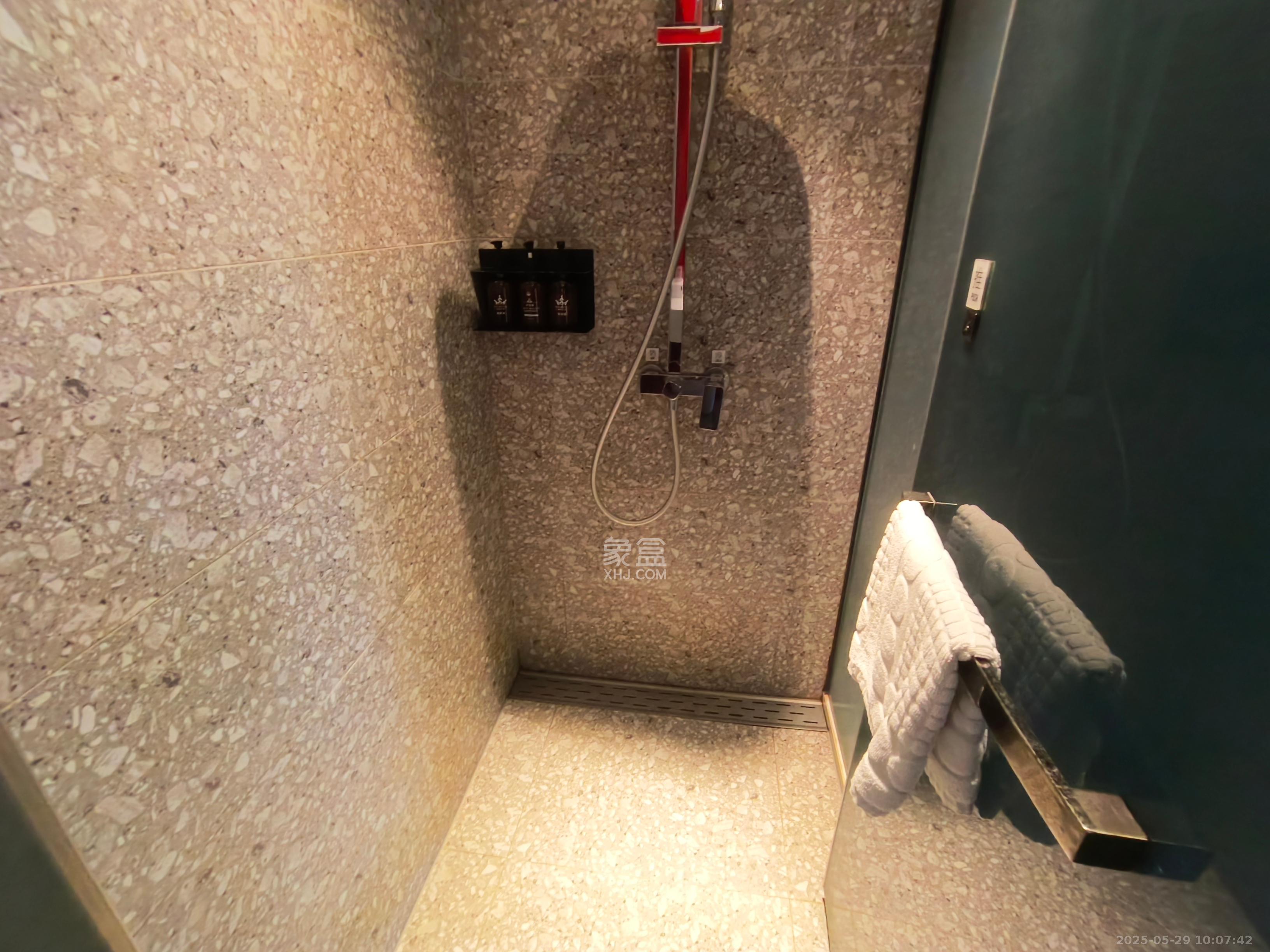 宇成朝阳广场 1室1厅1卫 2000.0元/月 宇成朝阳广场 1室1厅1卫 2000.0元/月室内图