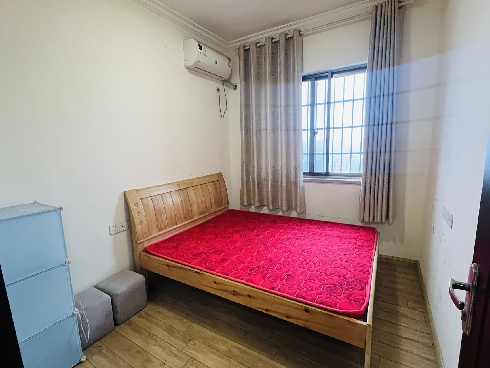 碧桂园 3室2厅2卫 1800.0元/月 碧桂园 3室2厅2卫 1800.0元/月室内图