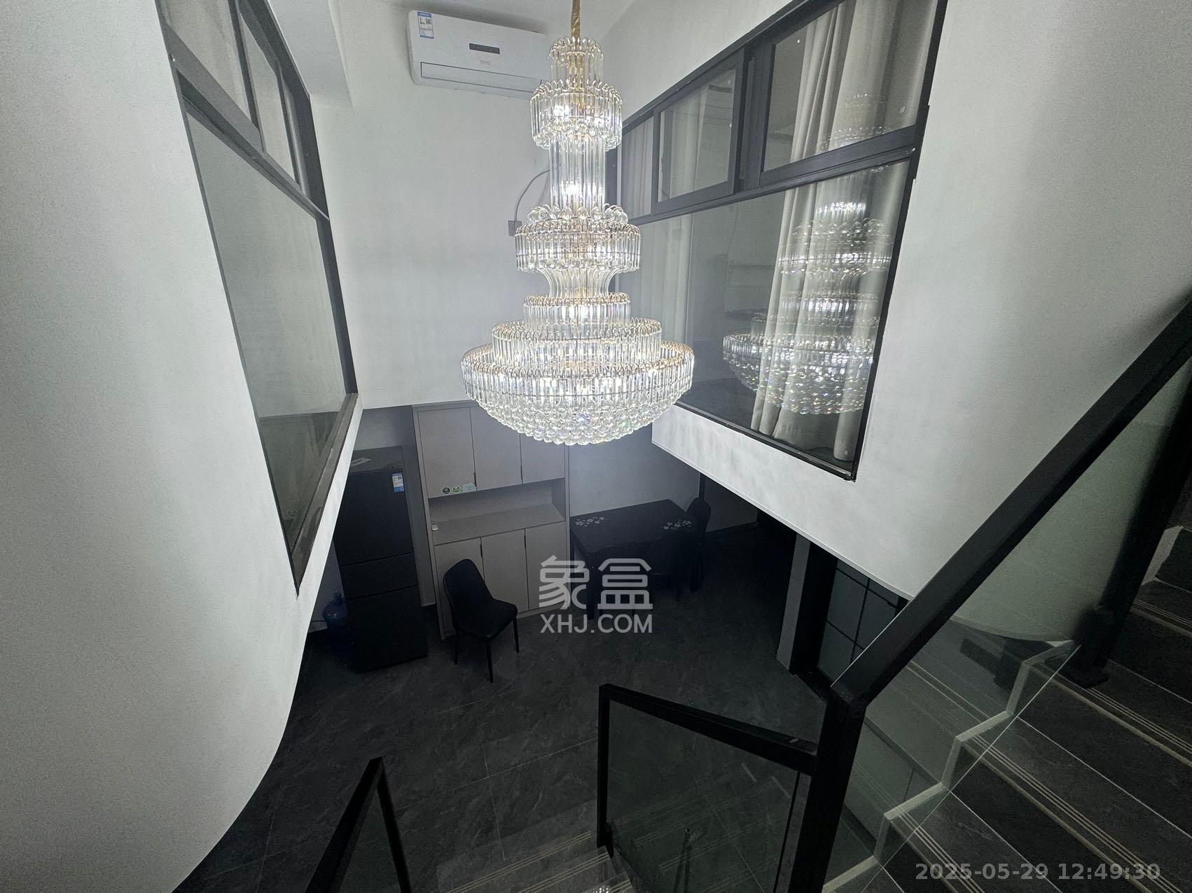 梅溪湖家居建材城  2室1厅1卫   2200.00元/月室内图