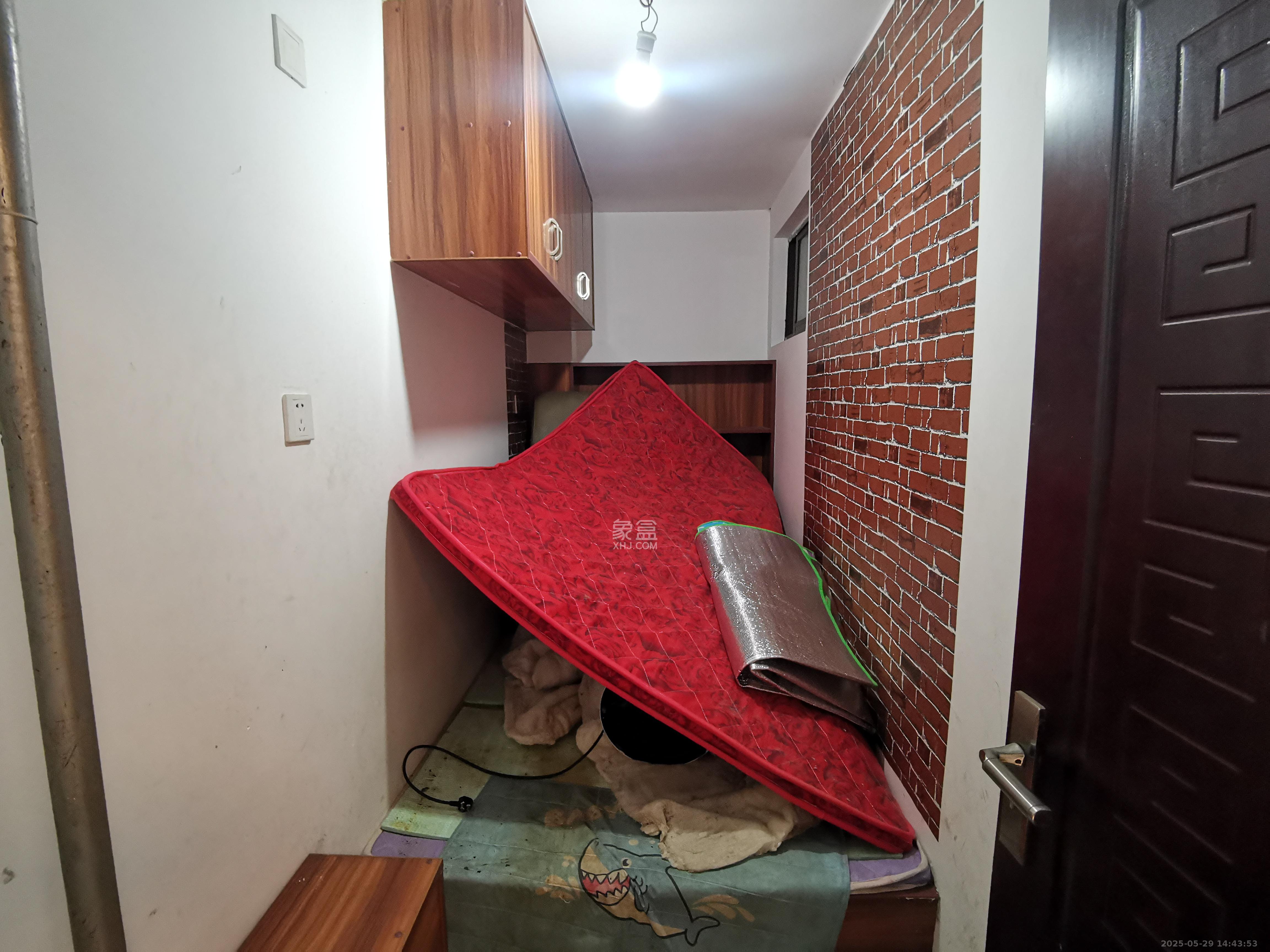 金房奥斯卡  2室2厅1卫   1600.00元/月室内图