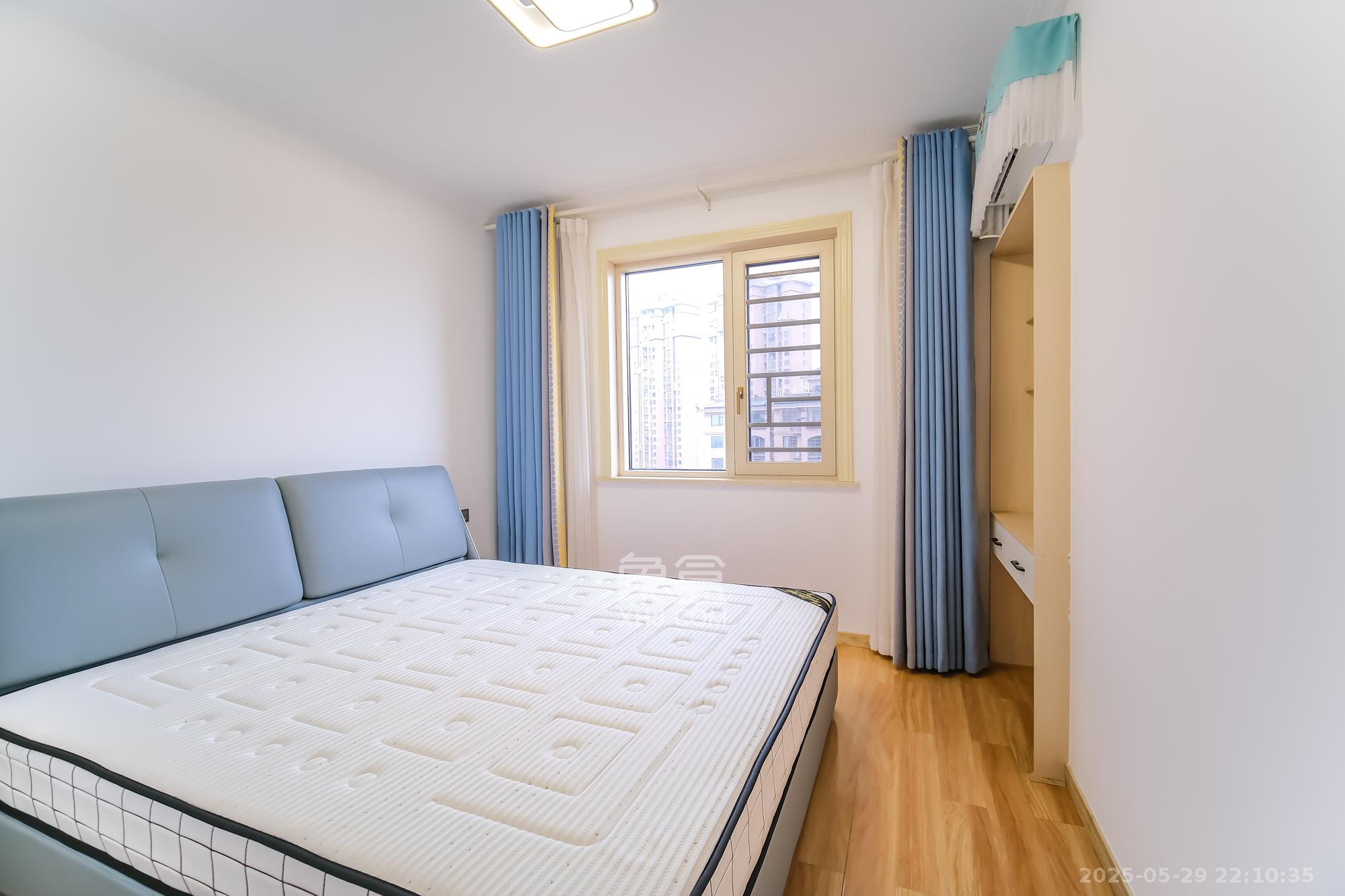 中安善化国际  4室2厅2卫    98.0万 中安善化国际  4室2厅2卫    98.0万卧室