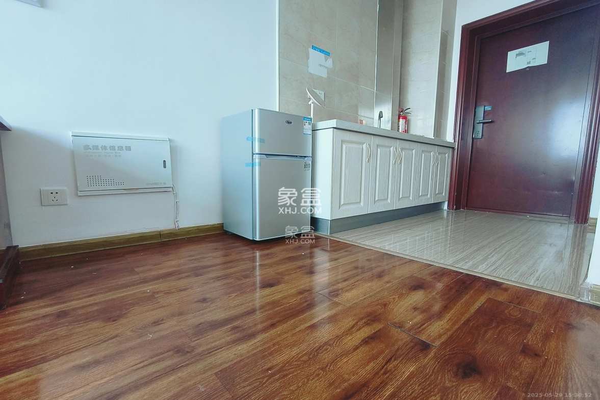 兆坤星悦荟 1室0厅0卫 950.0元/月 兆坤星悦荟 1室0厅0卫 950.0元/月室内图