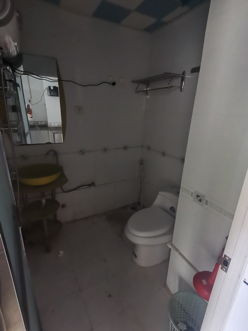 蓝天丽城 1室1厅1卫 1800.0元/月 蓝天丽城 1室1厅1卫 1800.0元/月室内图