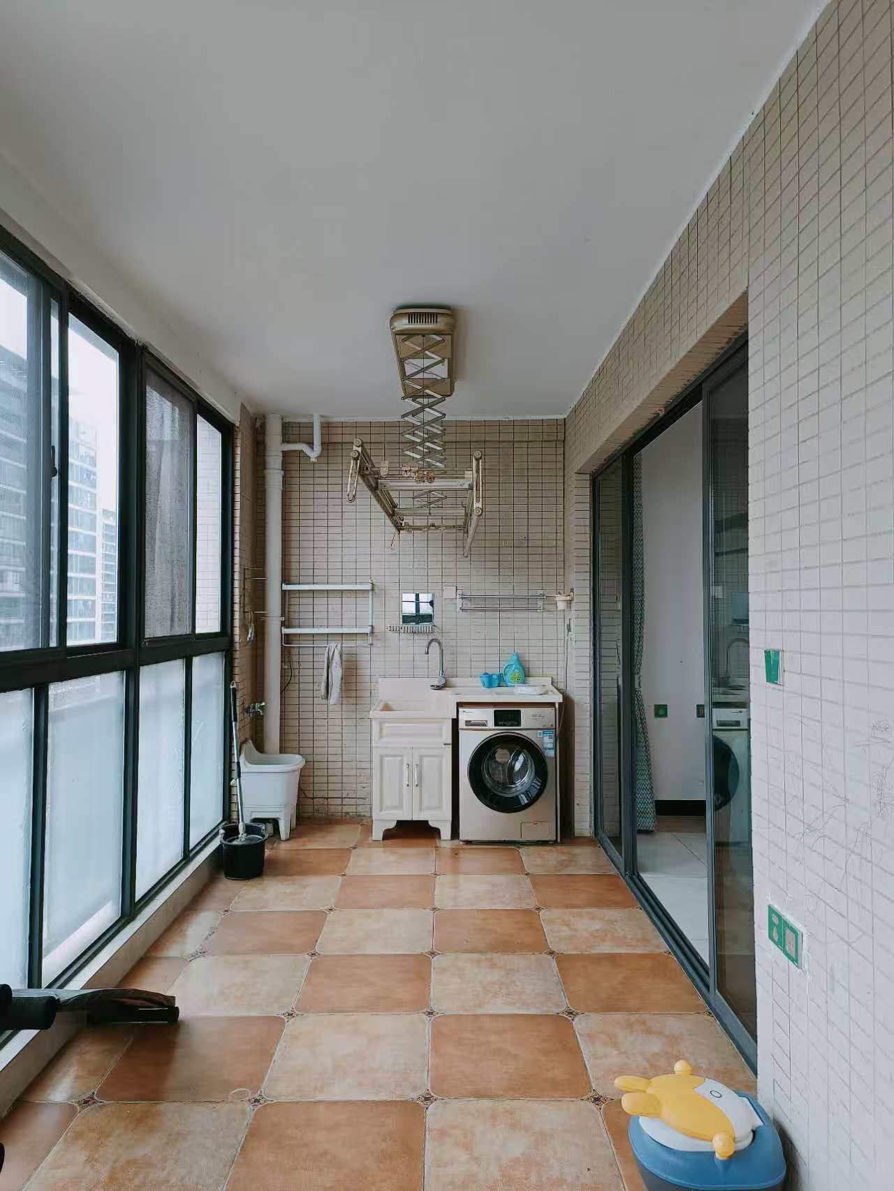 海鑫城一期  2室2厅1卫    138.0万 海鑫城一期  2室2厅1卫    138.0万室内图