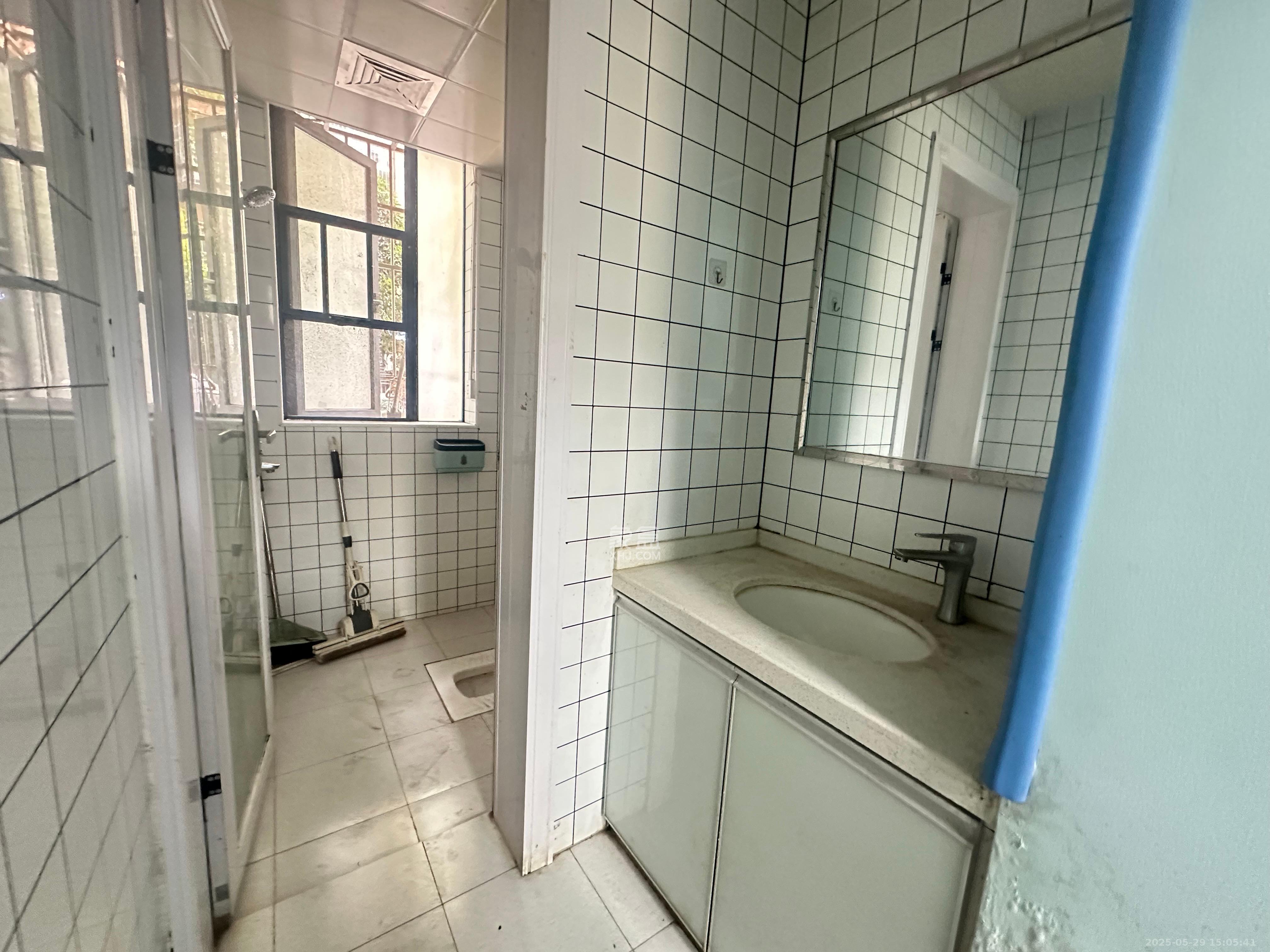 人造板厂宿舍(新河北堤1号) 3室2厅1卫 3800.0元/月 人造板厂宿舍(新河北堤1号) 3室2厅1卫 3800.0元/月室内图