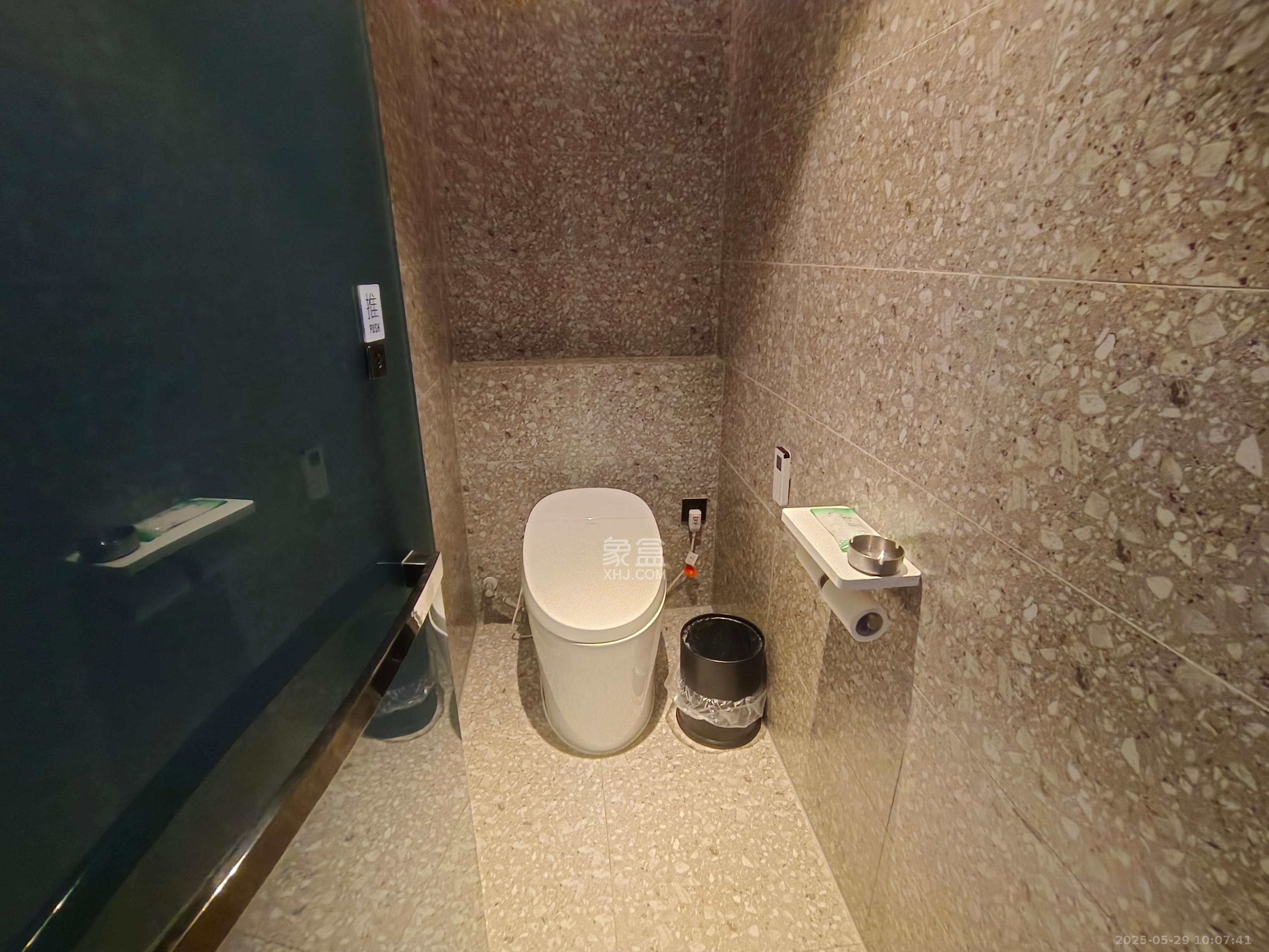 宇成朝阳广场 1室1厅1卫 2000.0元/月 宇成朝阳广场 1室1厅1卫 2000.0元/月室内图