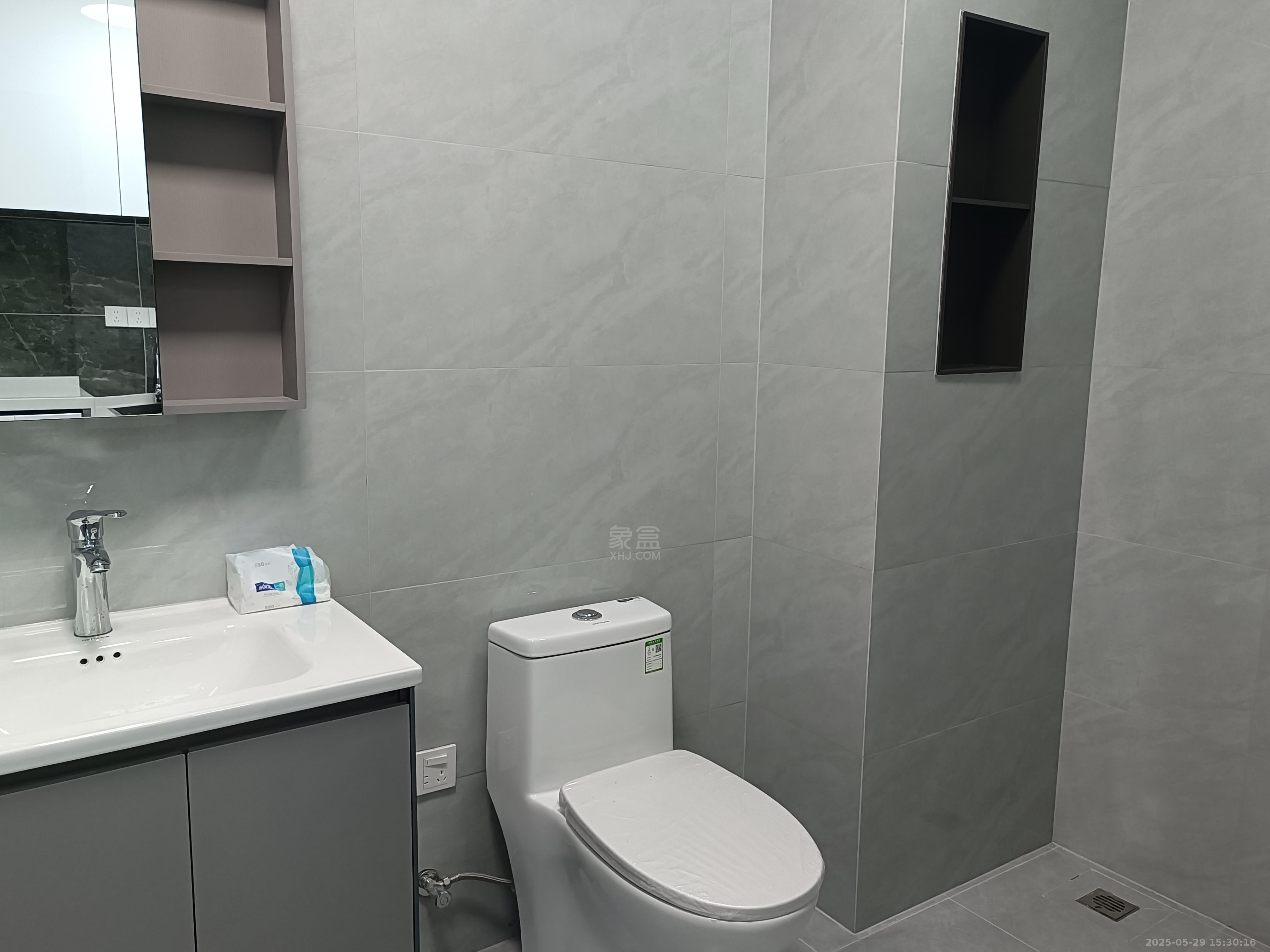 株洲恒大悦珑台 1室1厅1卫 1100.0元/月 株洲恒大悦珑台 1室1厅1卫 1100.0元/月室内图