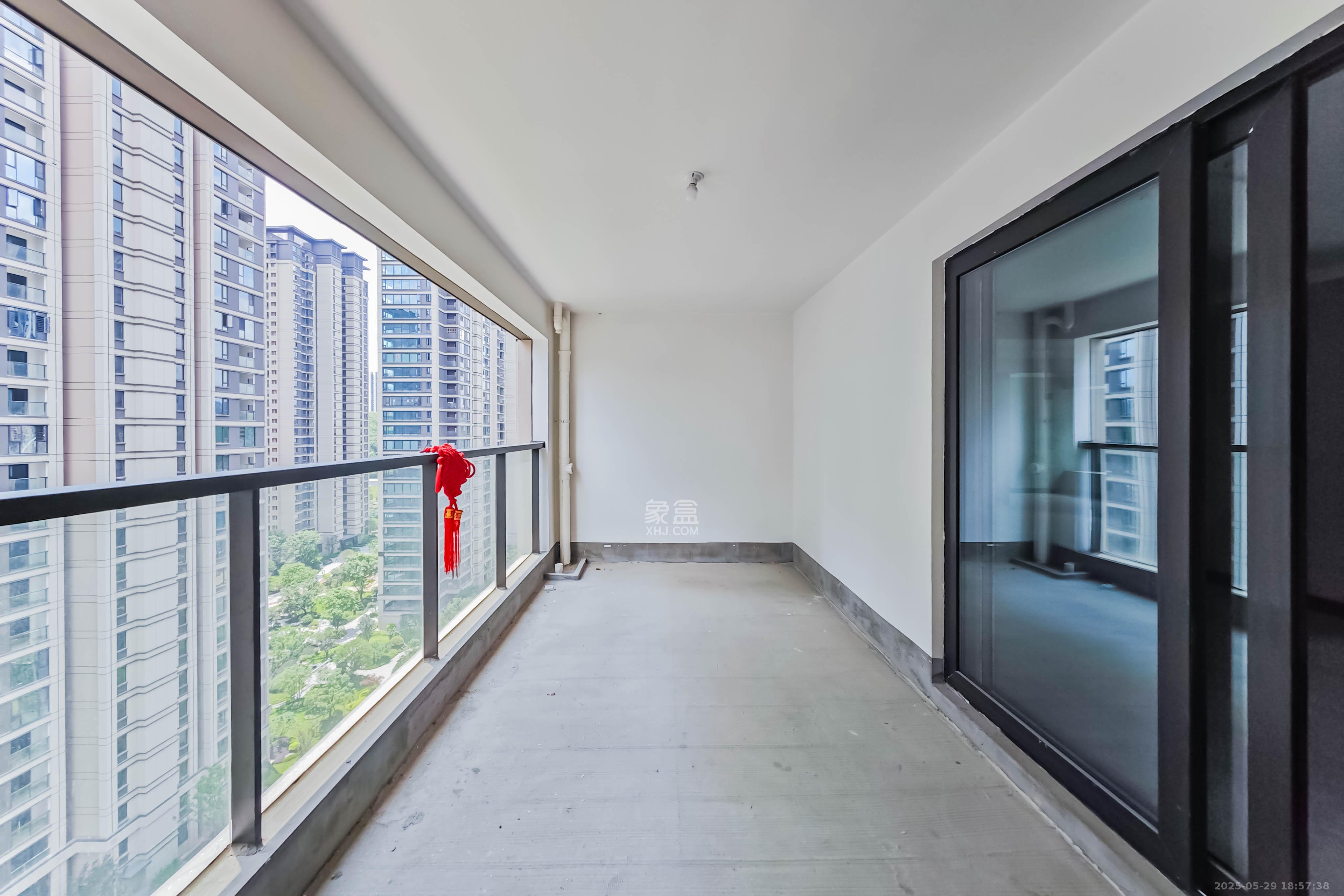 建发玖洲观澜  4室2厅2卫   200.00万其他