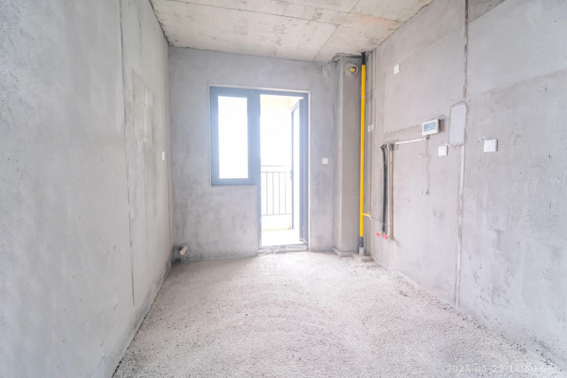 保利金香槟  4室2厅2卫    900.0元/月 保利金香槟  4室2厅2卫    900.0元/月室内图