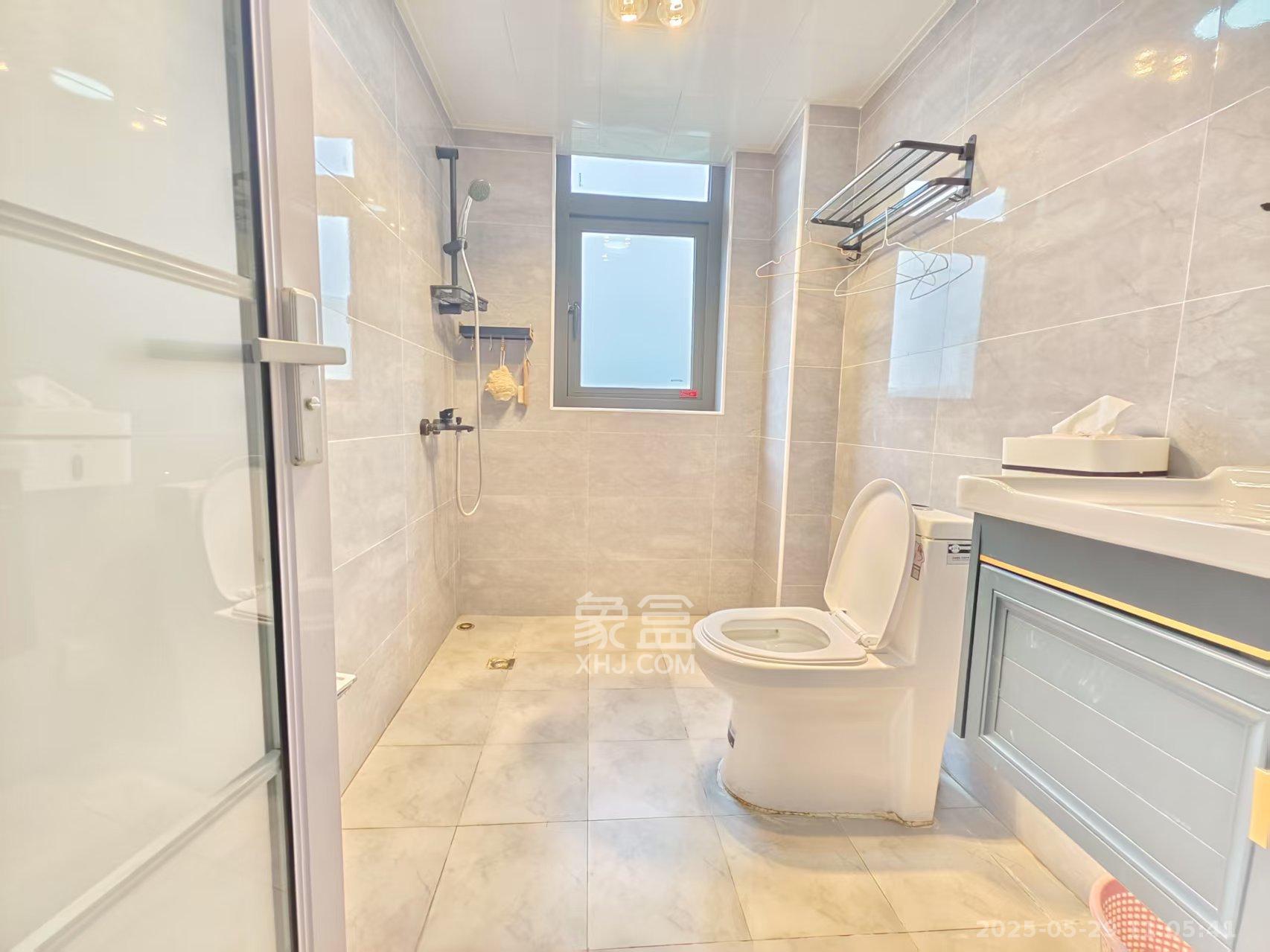 天健城(天健芙蓉盛世三期) 2室1厅1卫 3400.0元/月 天健城(天健芙蓉盛世三期) 2室1厅1卫 3400.0元/月室内图