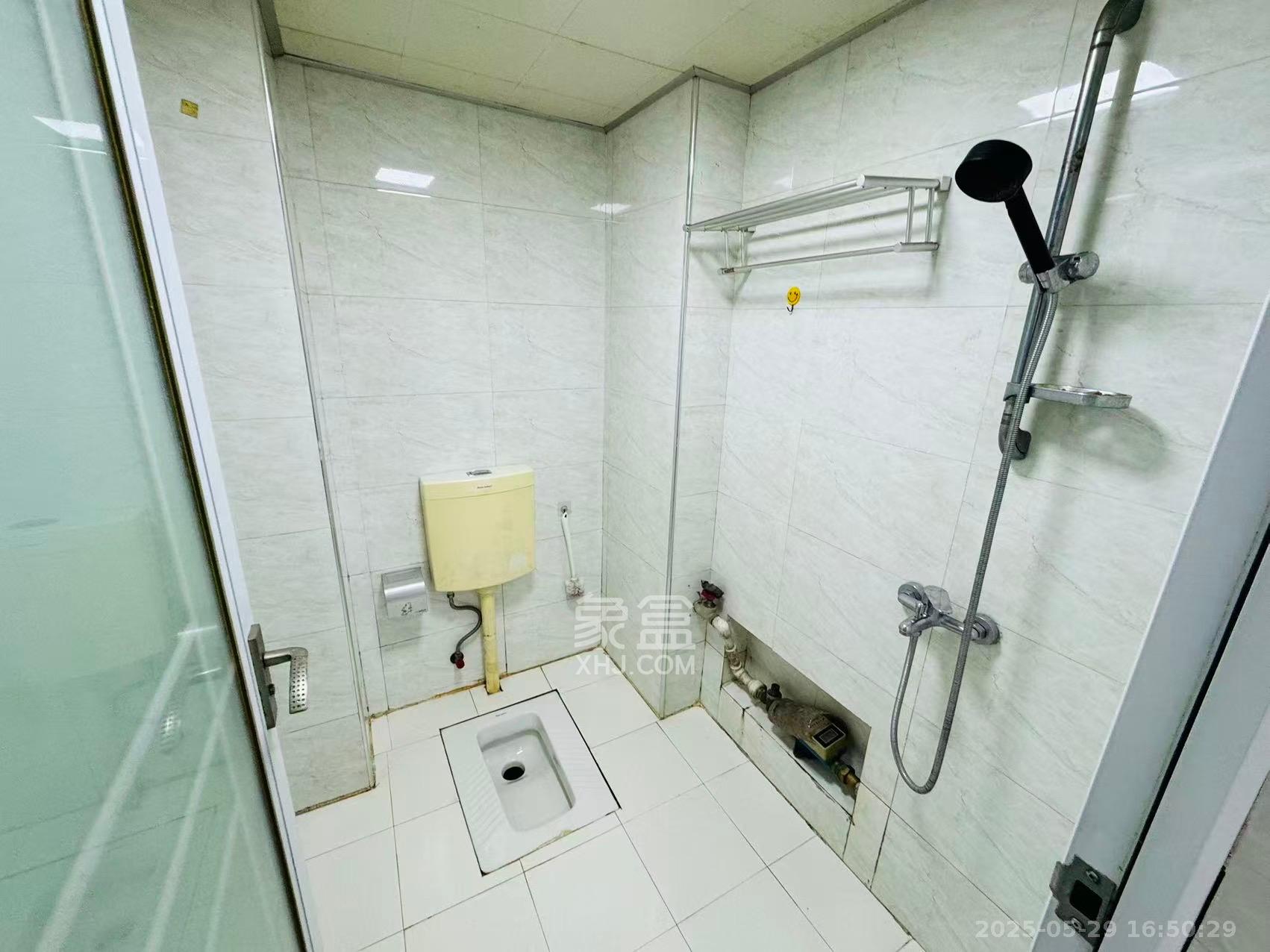 恒丰天湘华庭  1室1厅1卫   1600.00元/月室内图