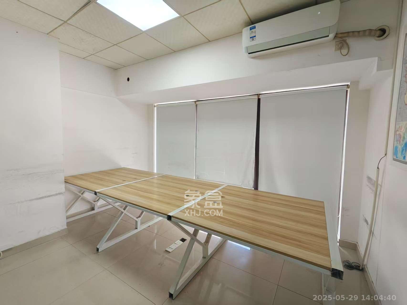 达美D6区   43.0㎡      5000.0元/月室内图