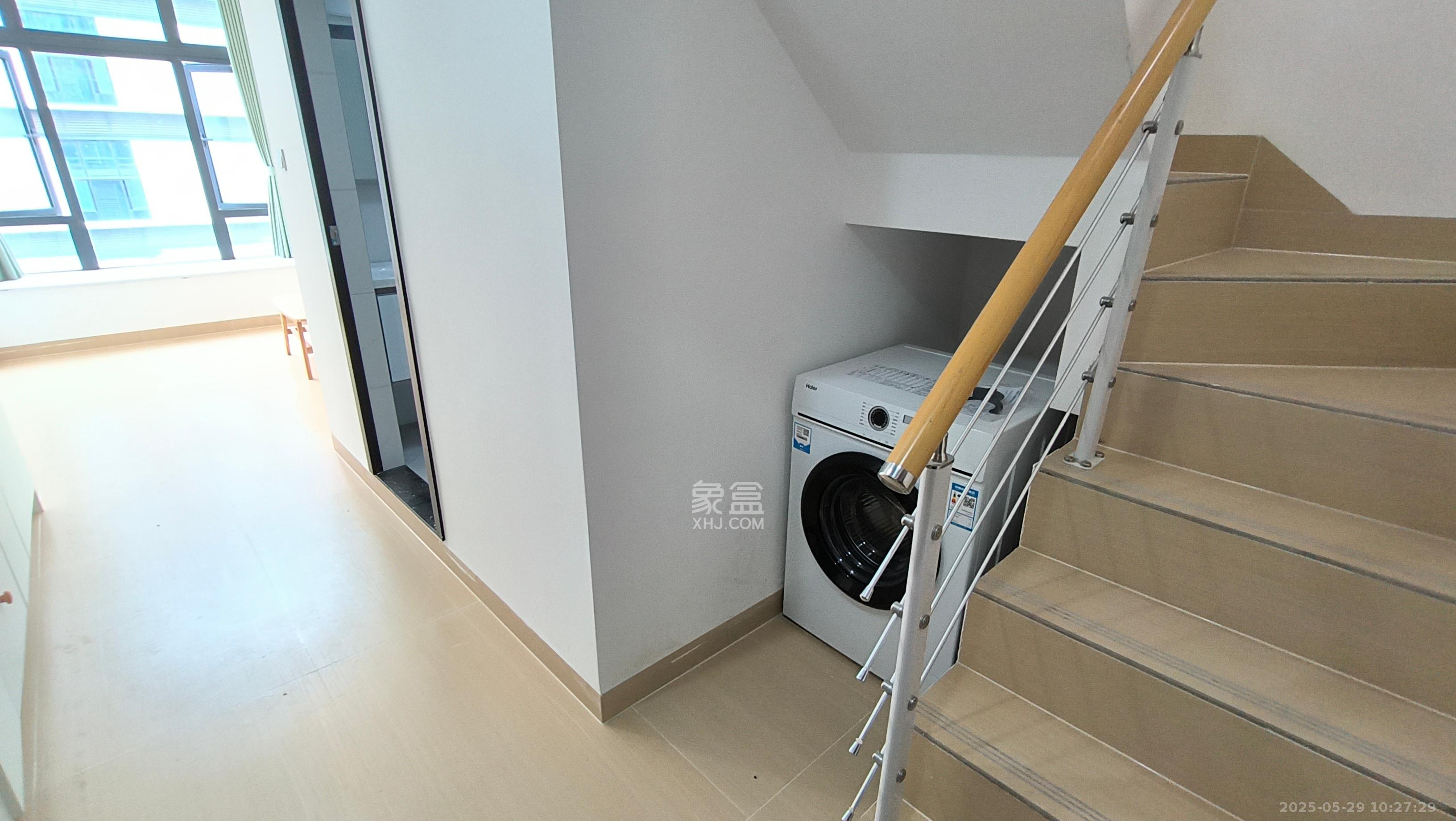 映客龙湖璟翠公馆（映客龙湖璟翠中心）   41.63㎡      1800.0元/月室内图