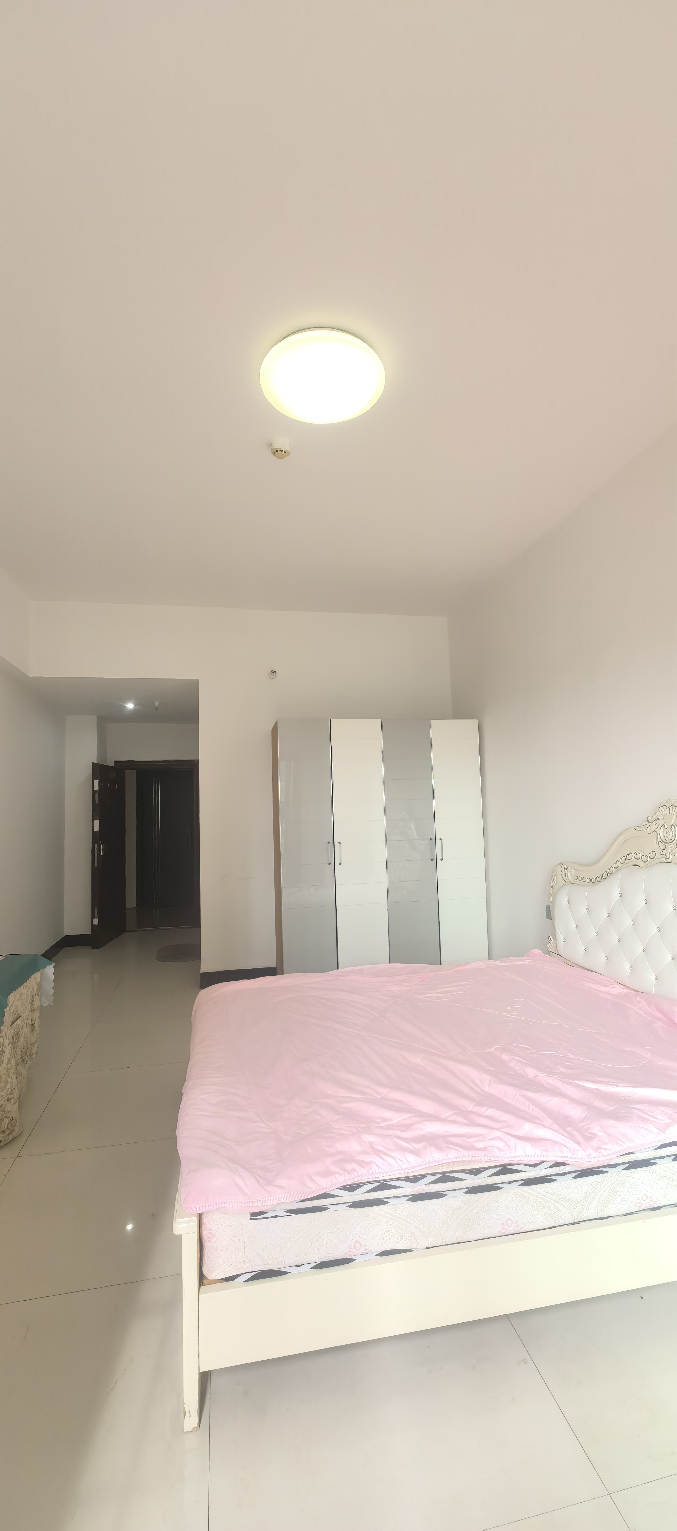 鹏泰国际 1室1厅1卫 26.8万 鹏泰国际 1室1厅1卫 26.8万客厅