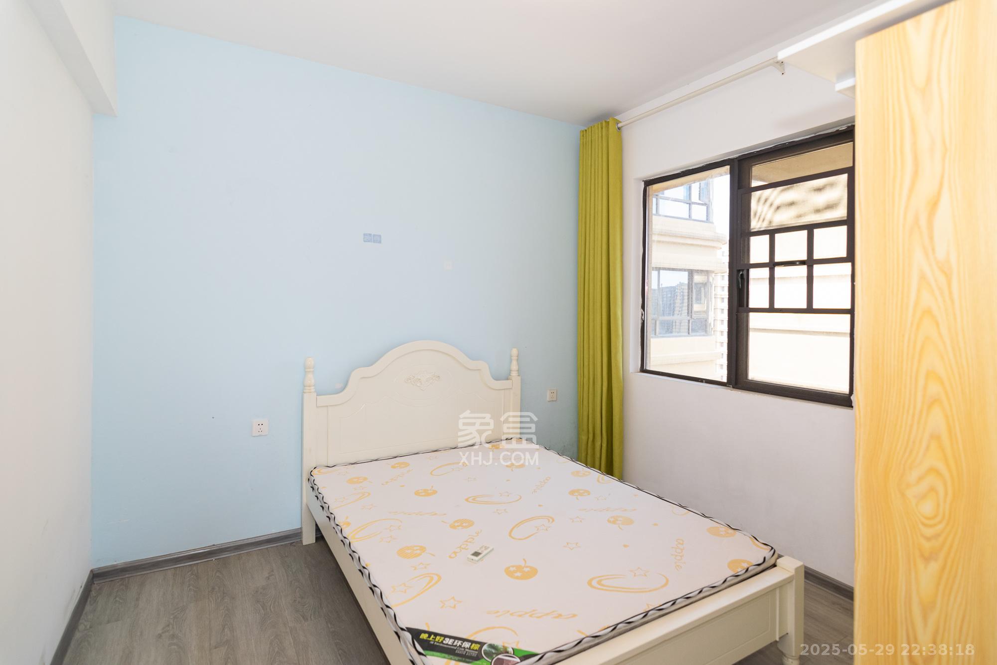 三润城(三润星城) 3室2厅2卫 78.0万 三润城(三润星城) 3室2厅2卫 78.0万卧室