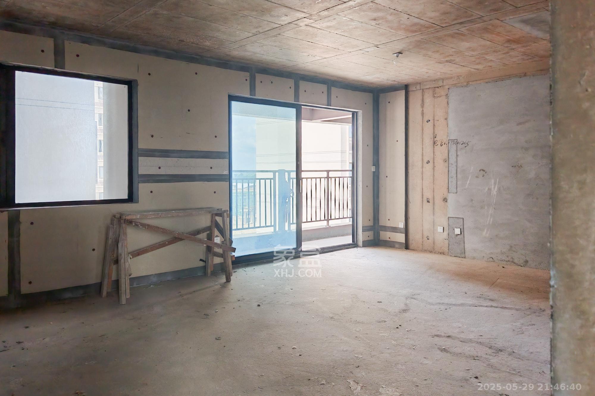 长沙院子 2室1厅1卫 50.0万 长沙院子 2室1厅1卫 50.0万客厅