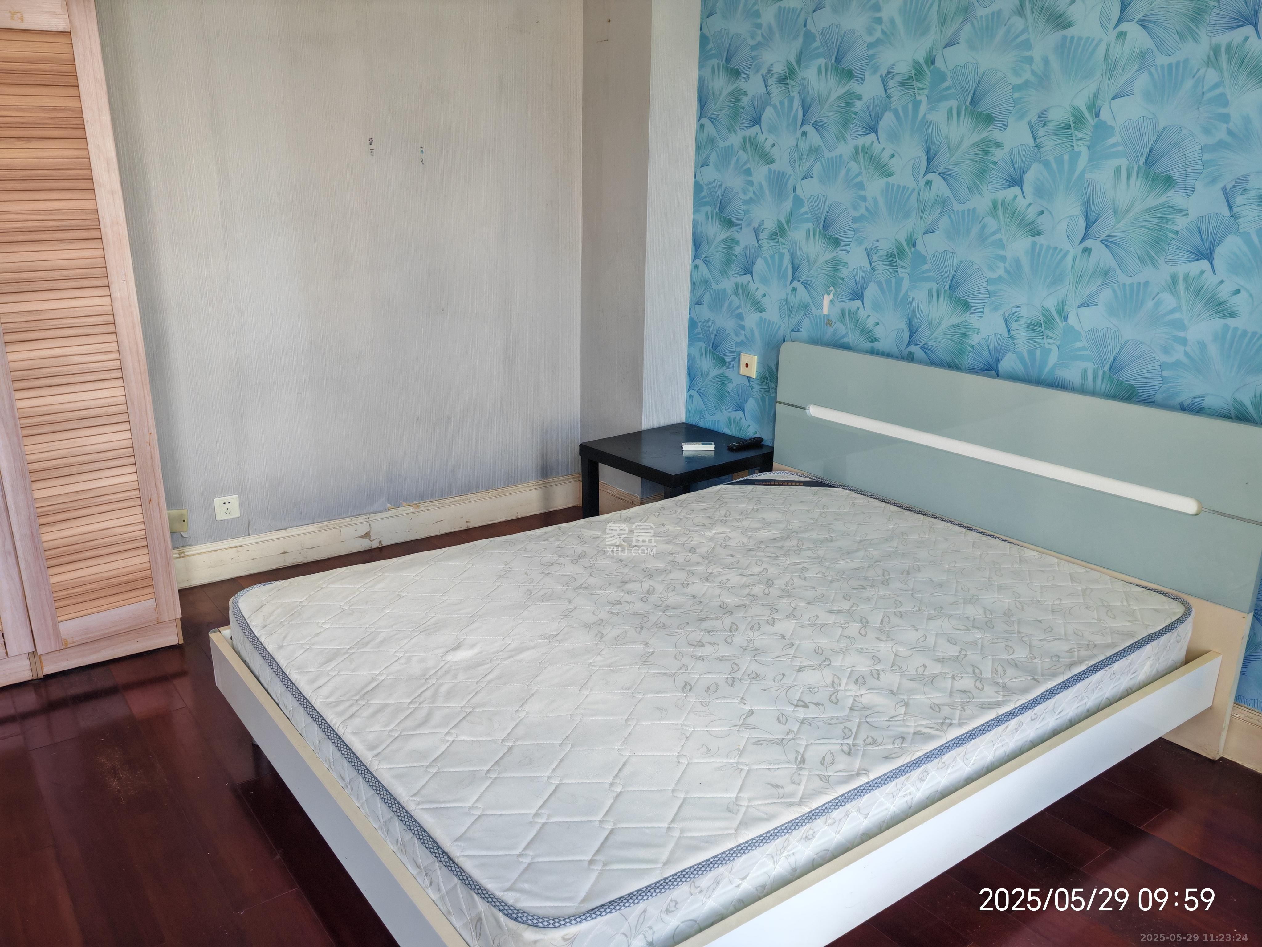 郡原广场 1室1厅1卫 1400.0元/月 郡原广场 1室1厅1卫 1400.0元/月室内图