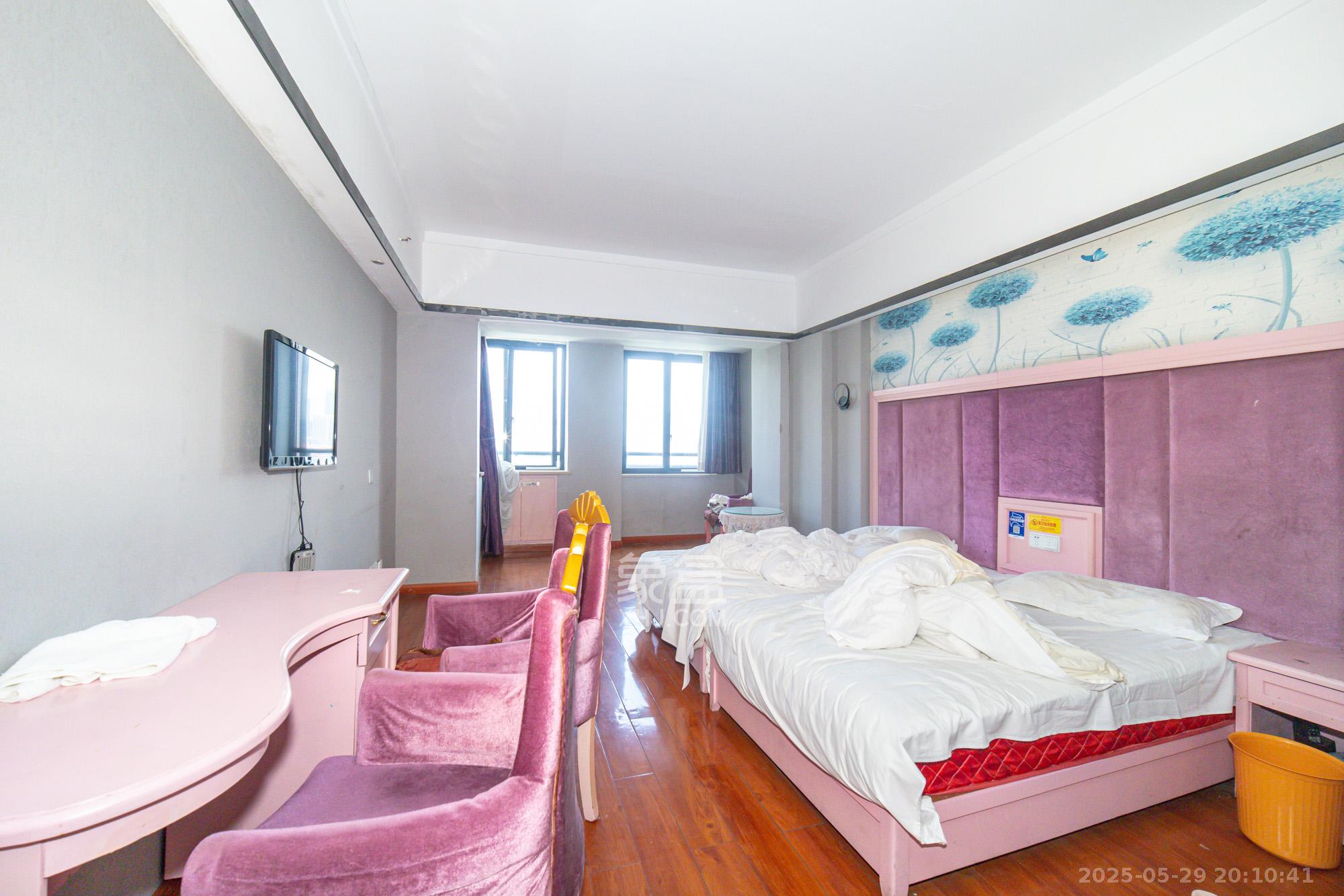 尚都花园城 1室1厅1卫 18.8万 尚都花园城 1室1厅1卫 18.8万客厅