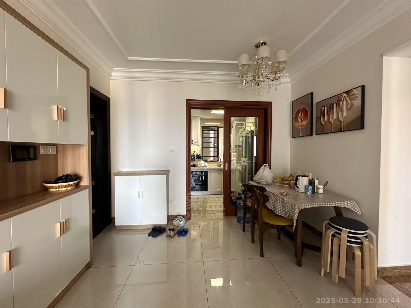 恒大华府 3室2厅1卫 2500.0元/月 恒大华府 3室2厅1卫 2500.0元/月室内图