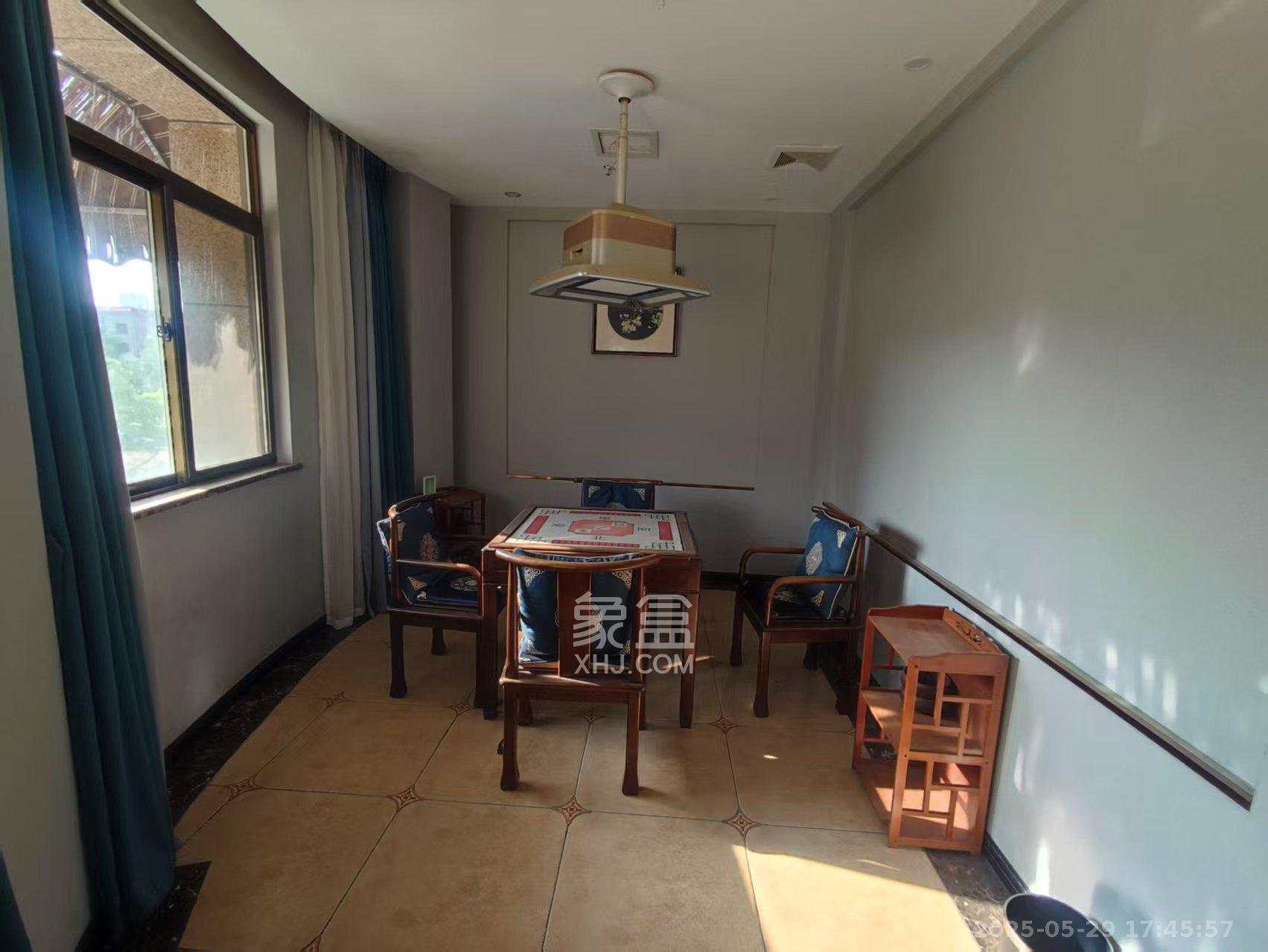 江山帝景雅典   80.0㎡     8000.00元/月室内图