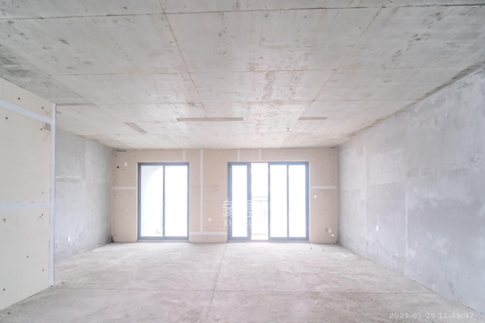 保利金香槟  4室2厅2卫    900.0元/月 保利金香槟  4室2厅2卫    900.0元/月