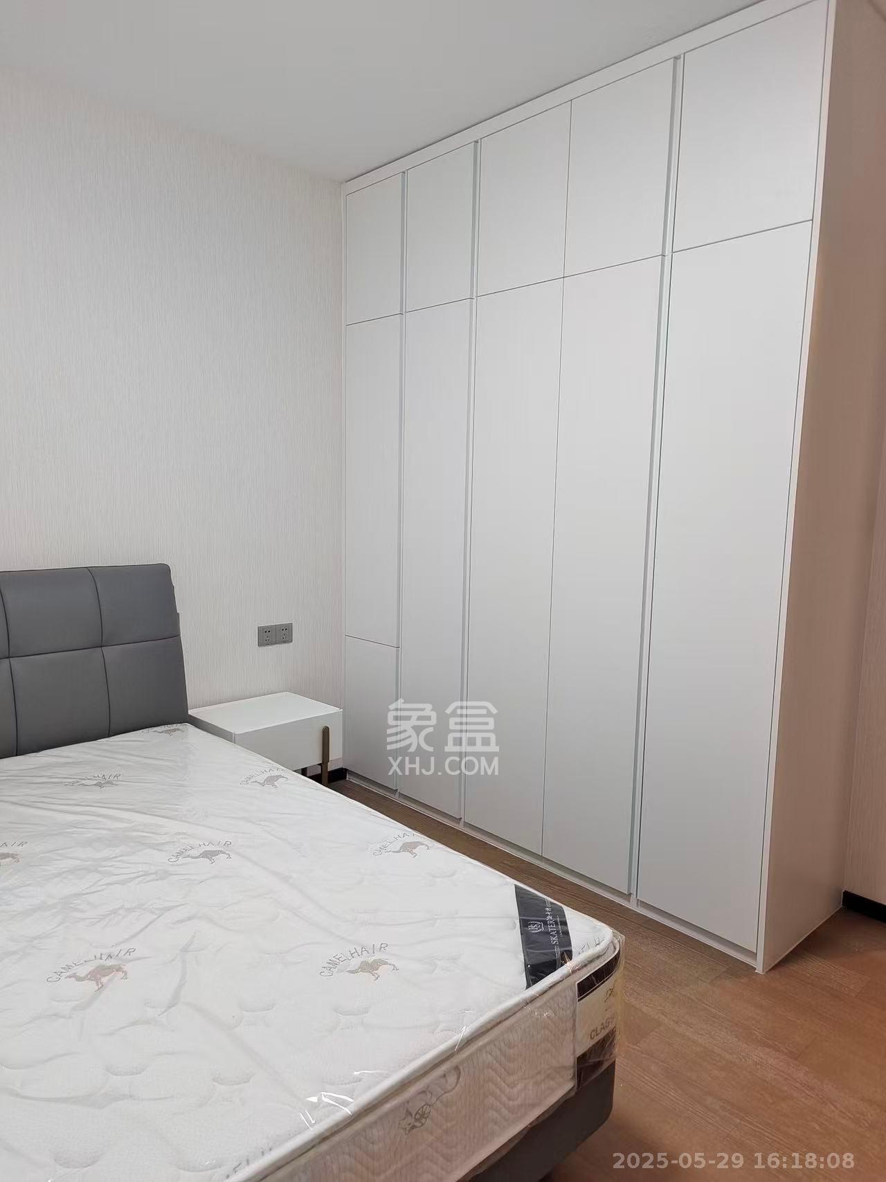 中海阅溪府  3室2厅2卫   3200.00元/月室内图