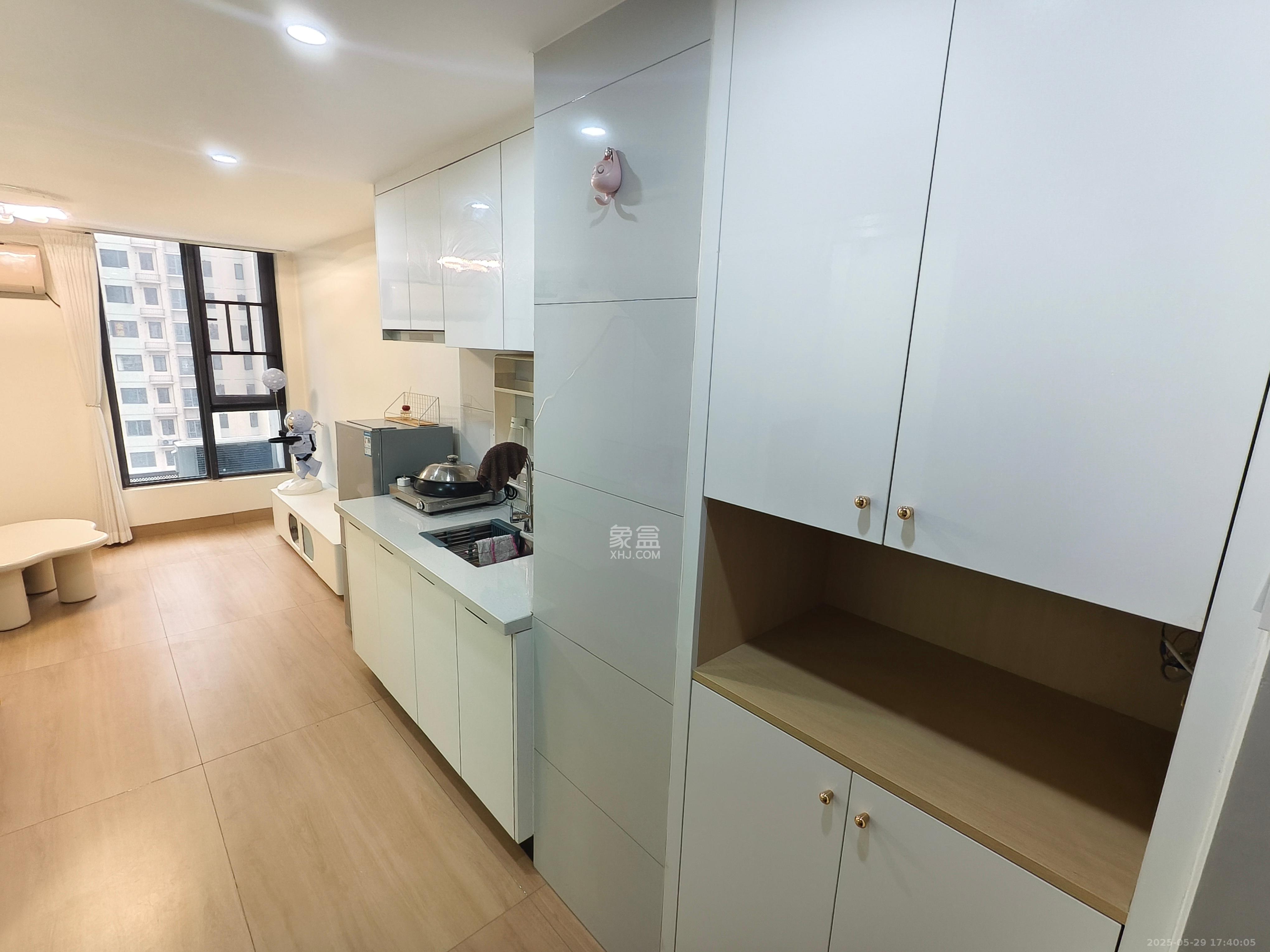 力高凤凰新天  1室1厅1卫   2400.00元/月室内图