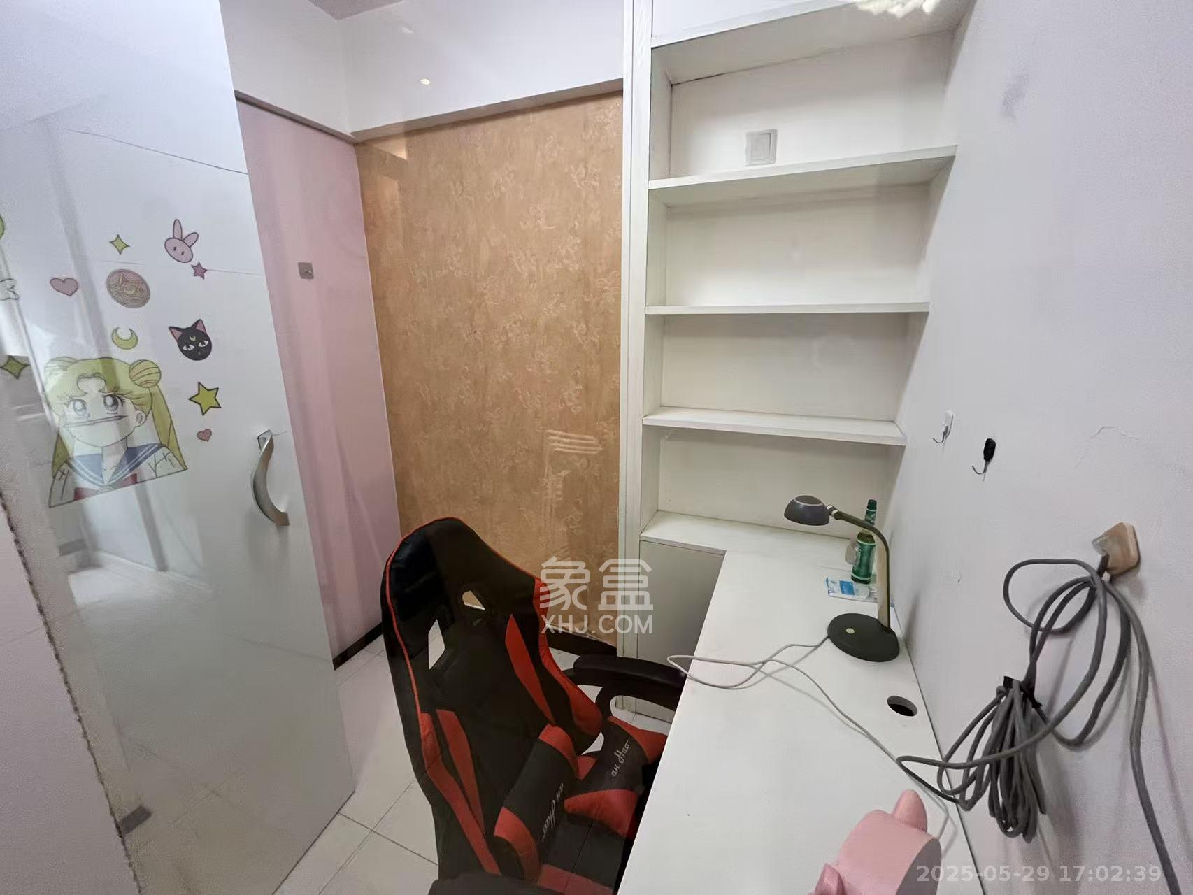 印象天心  1室1厅1卫    2200.0元/月