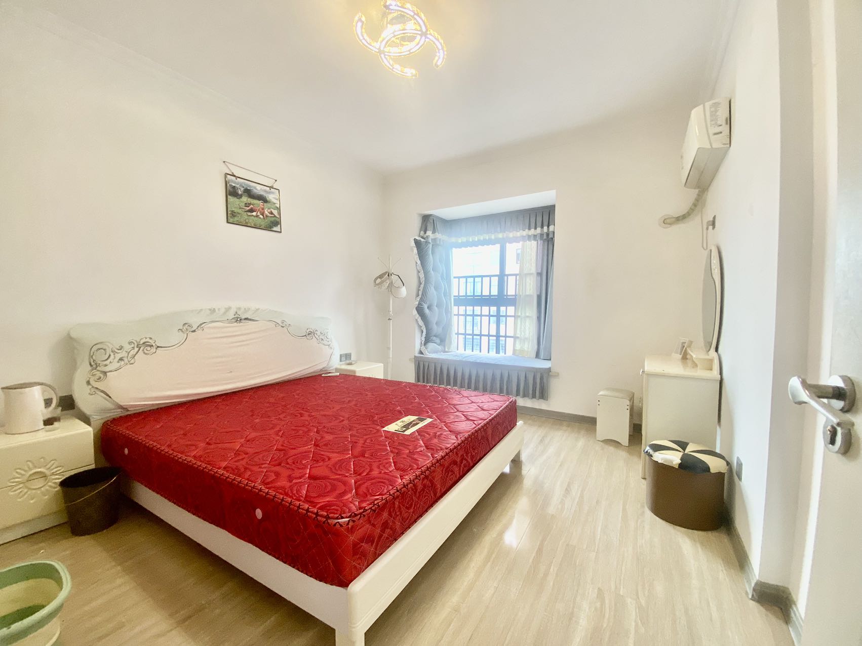 华都国际花园 2室2厅1卫 1600.0元/月 华都国际花园 2室2厅1卫 1600.0元/月室内图