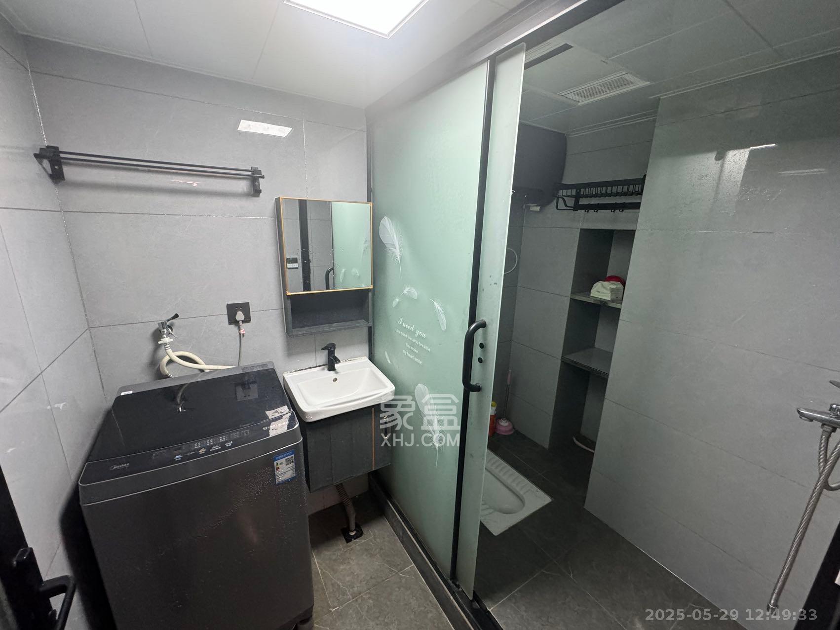 梅溪湖家居建材城  2室1厅1卫   2200.00元/月室内图