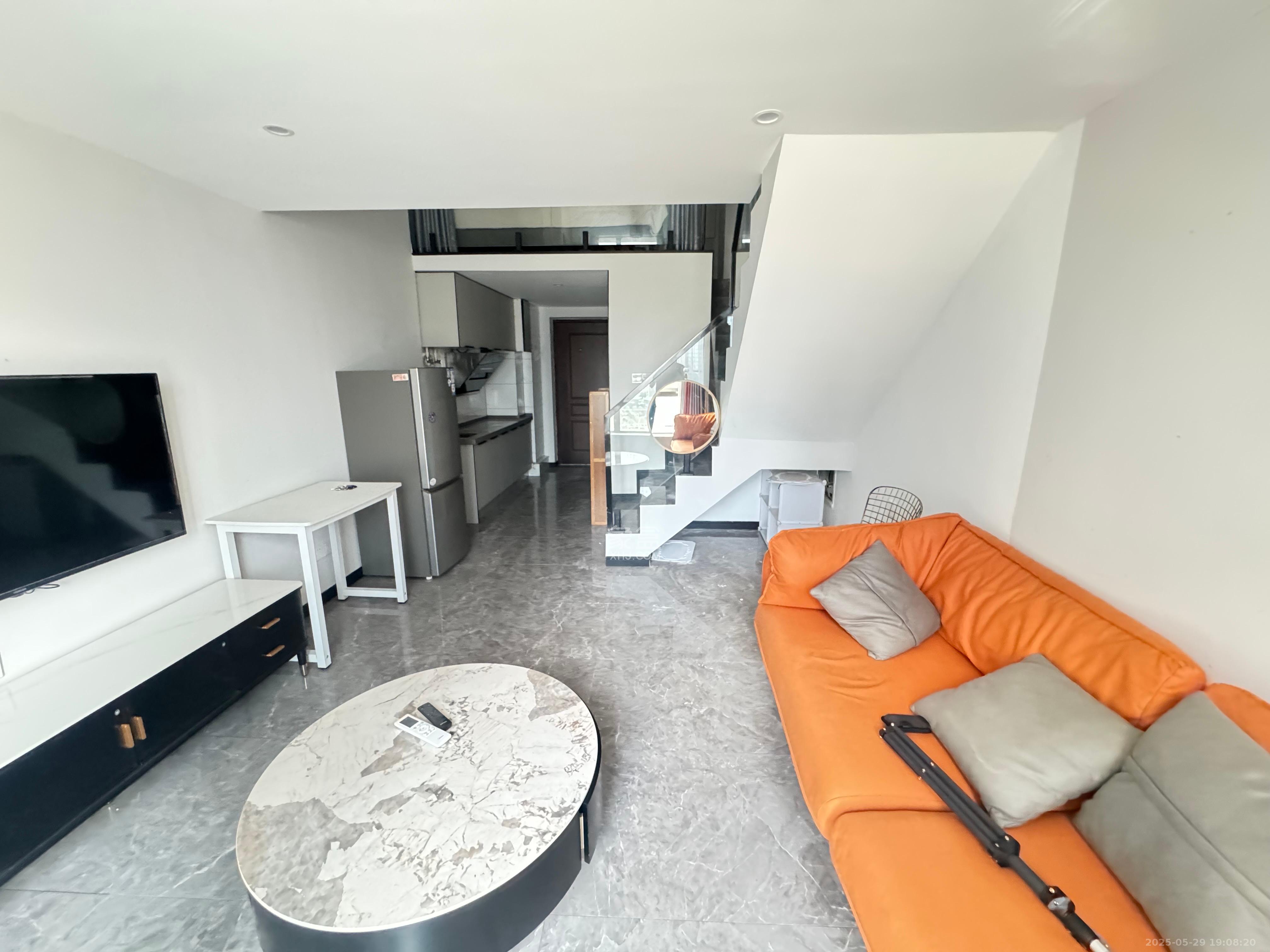 梅溪湖金茂湾 2室1厅1卫 2000.0元/月 梅溪湖金茂湾 2室1厅1卫 2000.0元/月室内图