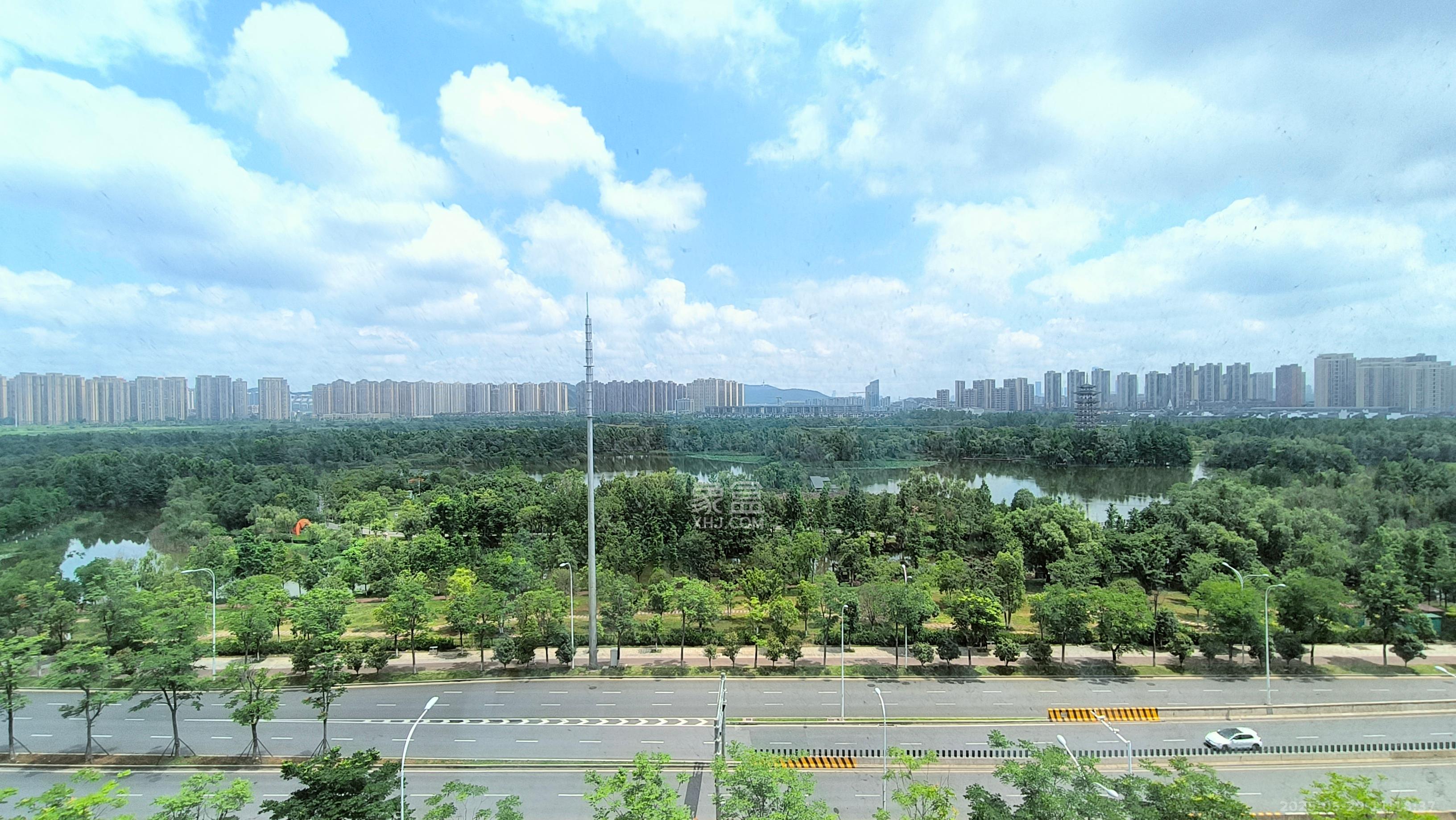 深业鹭栖府  4室2厅2卫   3800.00元/月