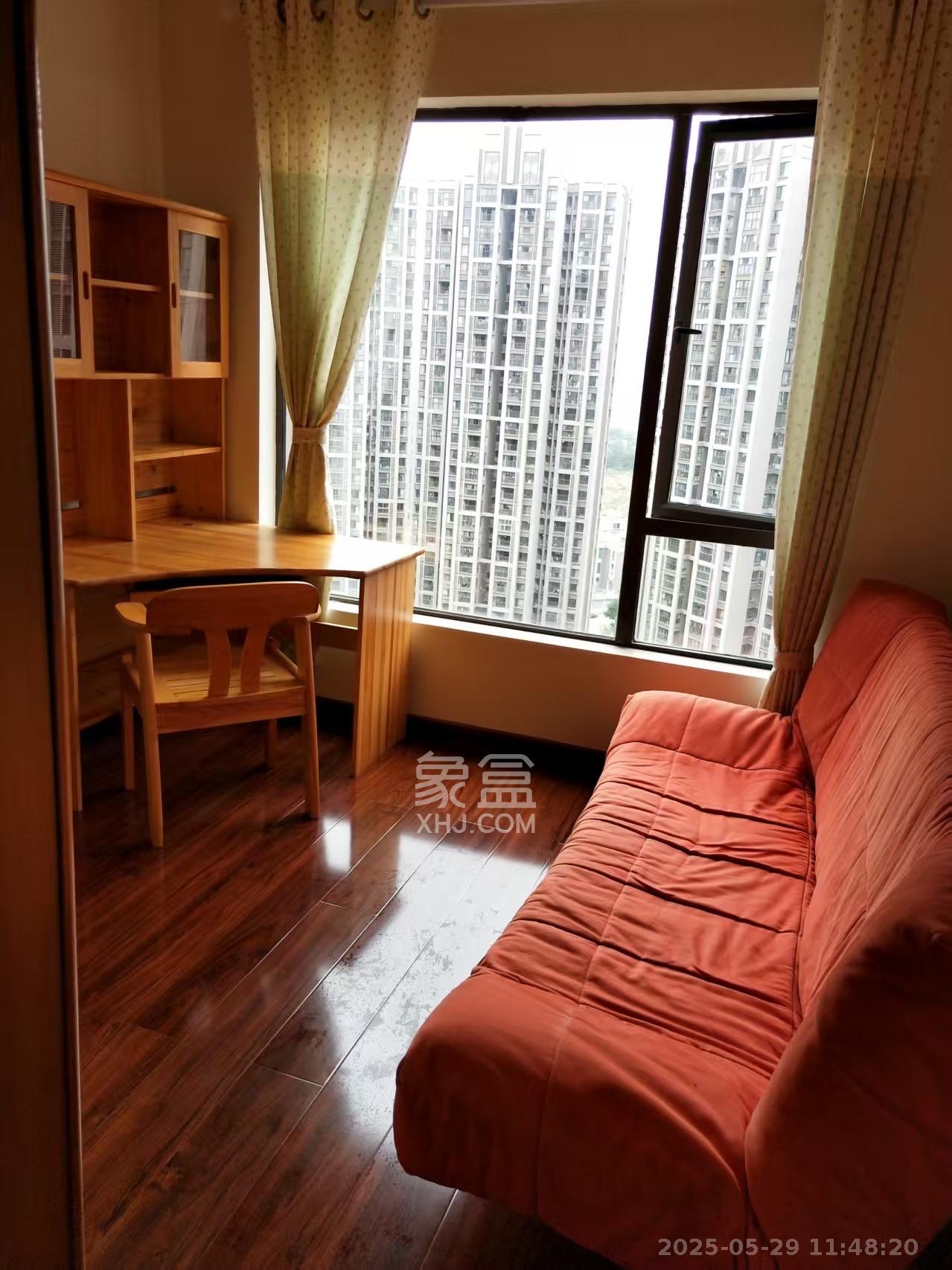 旭辉御府  3室2厅1卫    2500.0元/月 旭辉御府  3室2厅1卫    2500.0元/月室内图