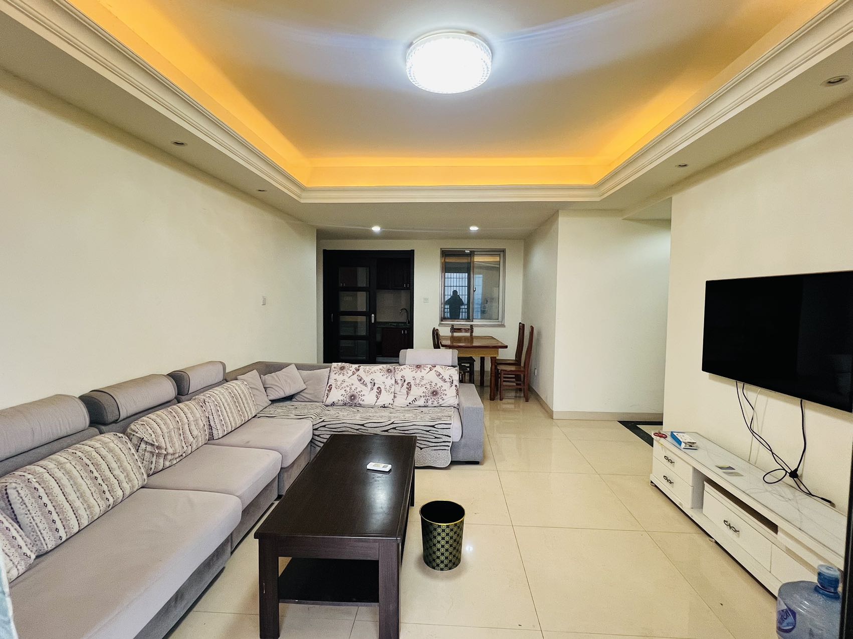 碧桂园 3室2厅2卫 1800.0元/月 碧桂园 3室2厅2卫 1800.0元/月室内图