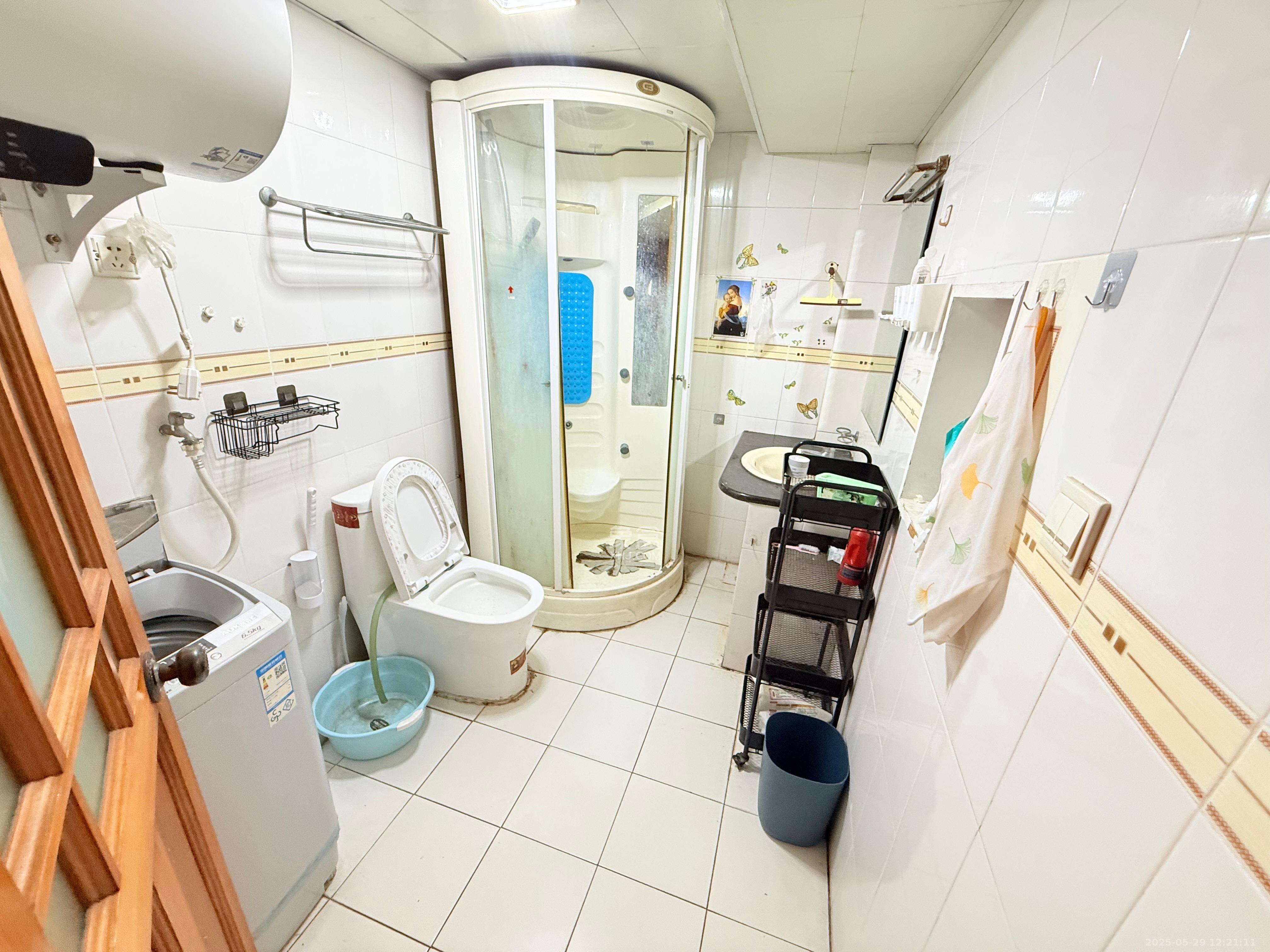 湖南省机械设备进出口公司(白沙路215号)  2室1厅1卫    2200.0元/月 湖南省机械设备进出口公司(白沙路215号)  2室1厅1卫    2200.0元/月室内图