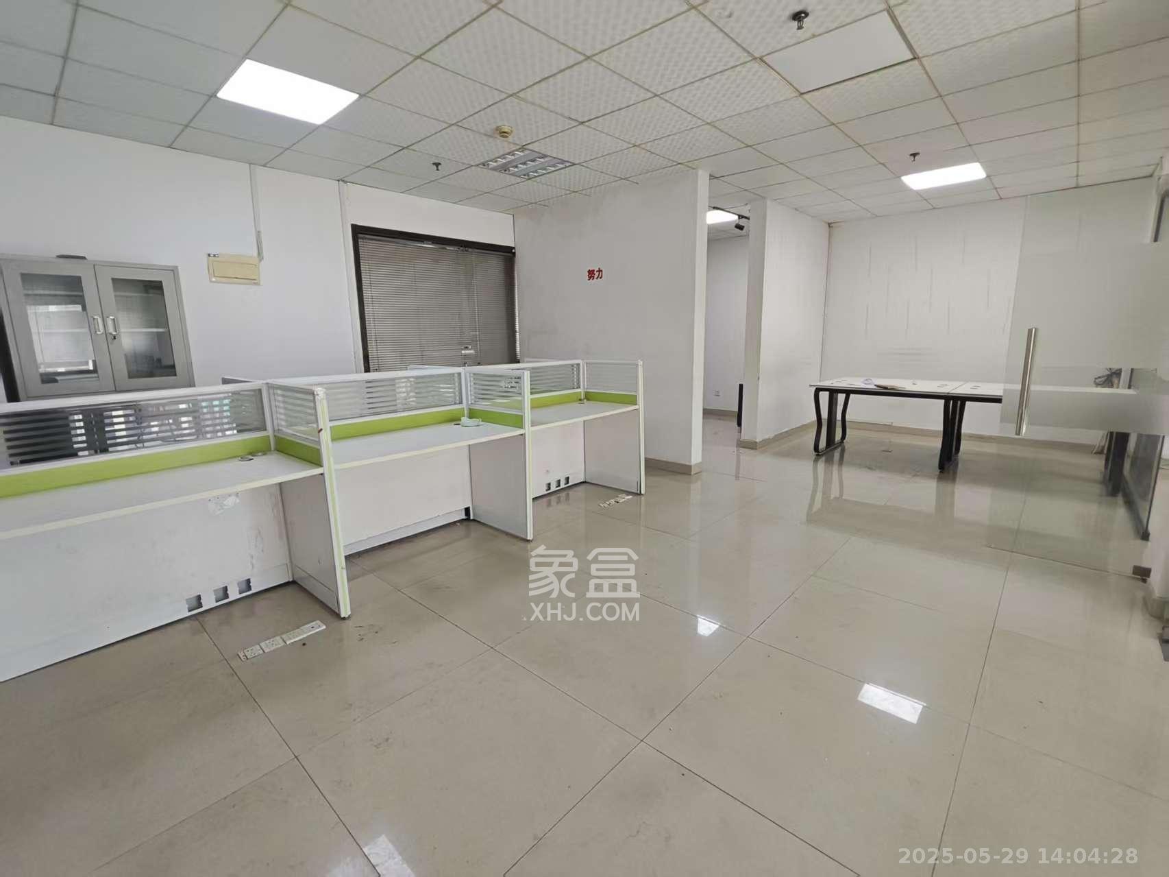 达美D6区   43.0㎡      5000.0元/月室内图