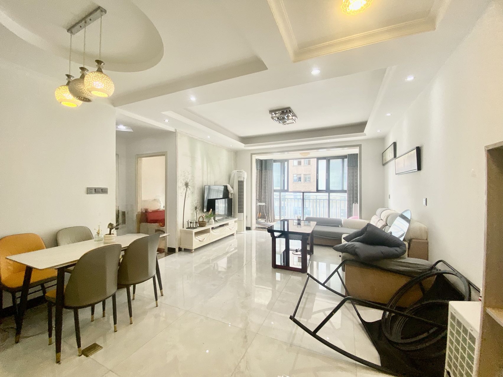 华都国际花园 2室2厅1卫 1600.0元/月 华都国际花园 2室2厅1卫 1600.0元/月室内图